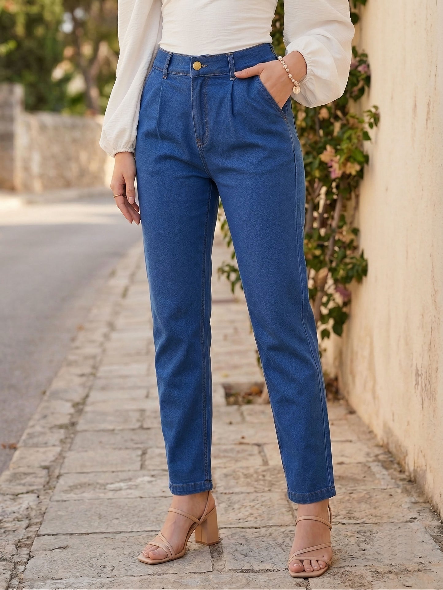 Solid Blue High-Rise Waist Four-Pocket Cotton Knitted Regular Boyfriend Jeans
