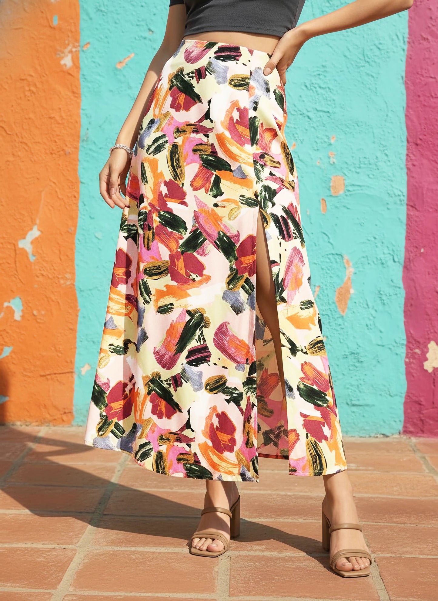 Berrylush Women Pink Brushstroke Printed Thigh-Slit Midi Skirt