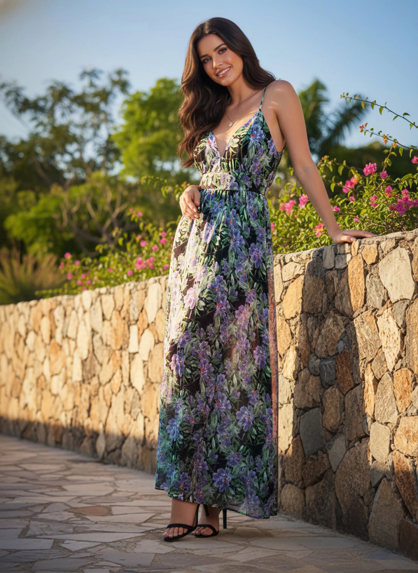 Berrylush Women Black & Purple Tropical Printed V-Neck Sleeveless Zipper-Up Woven Fit & Flare Maxi Dress