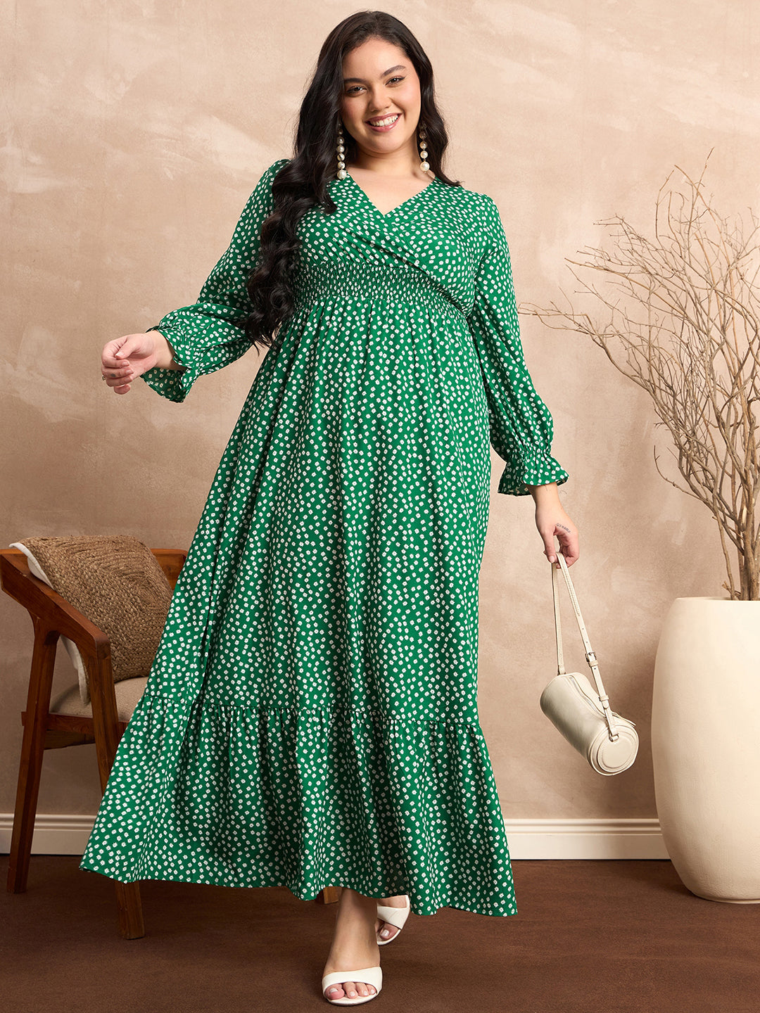 Berrylush Curve Women Plus Size Green Floral Print V-Neck Long Sleeve Maxi  Dress