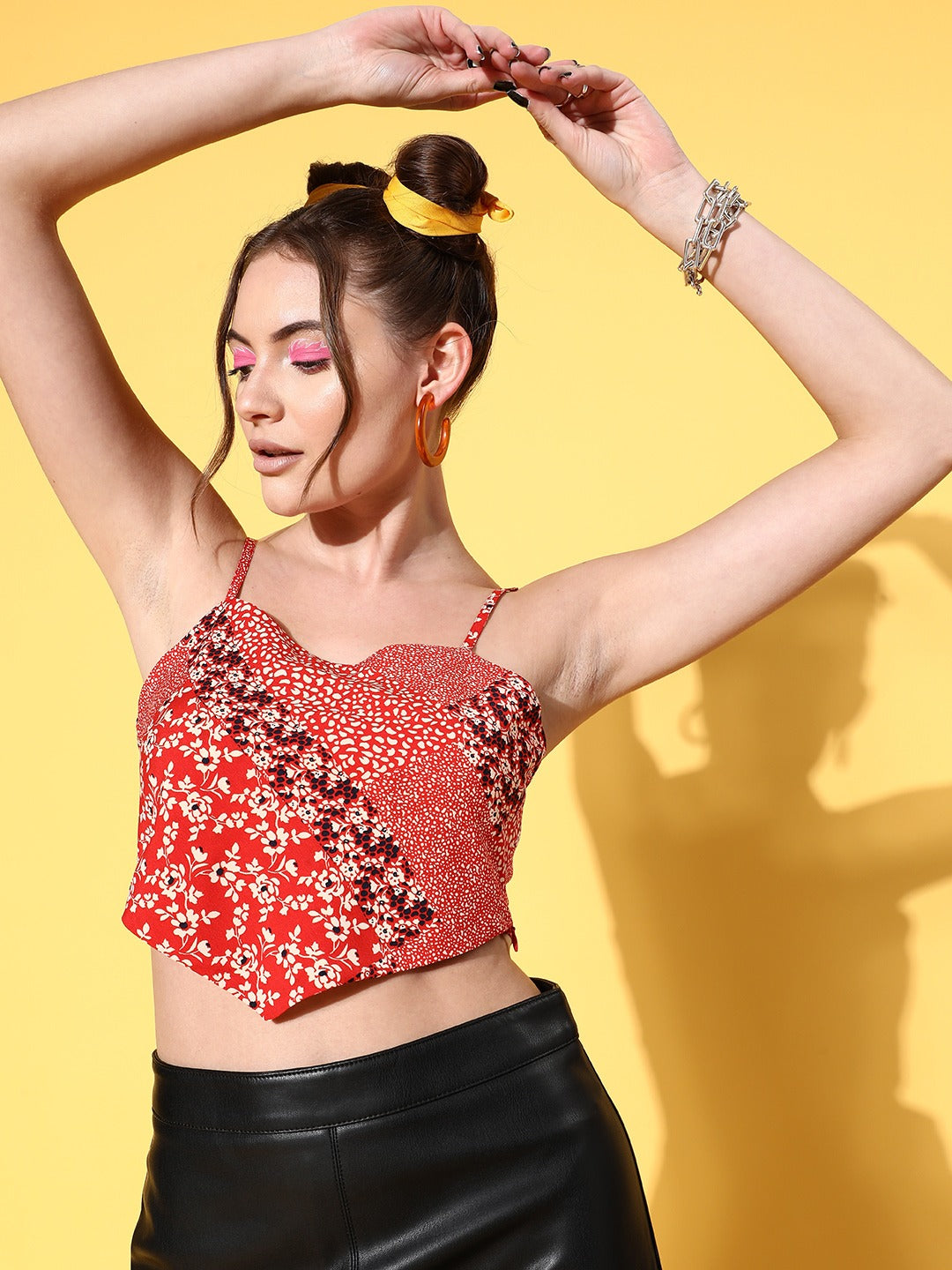 Women Red White Floral Printed Square Neck Sleeveless Cropped Top  Berrylush