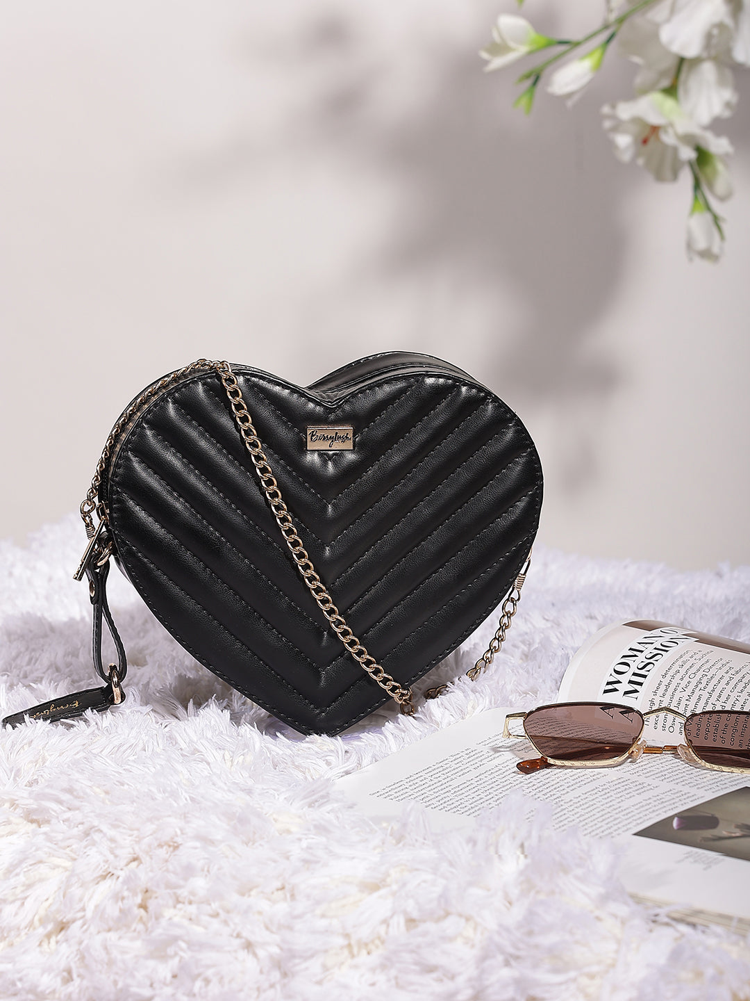 Heart shape sling bag Clearance