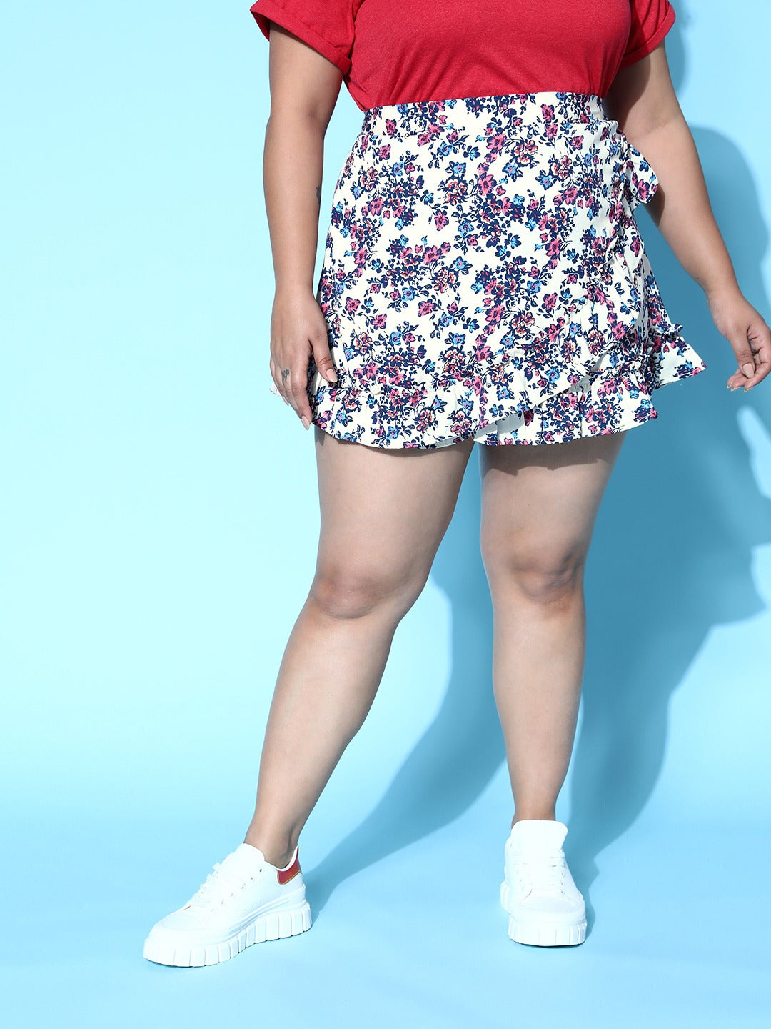 Berrylush Women Plus Size White & Blue Floral Printed Elastic Waist Ruffled  A-Line Mini Skirt