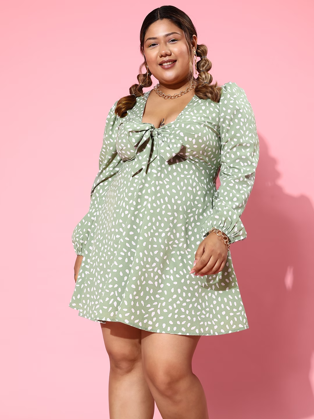 Women Plus Size Green & White Abstract Printed V-Neck Puff Sleeves Front Tie-Up Flared A-Line Mini Dress - Berrylush Women Plus Size Green & White Abstract Printed V-Neck Puff Sleeves Front Tie-Up Flared A-Line Mini Dress - Berrylush