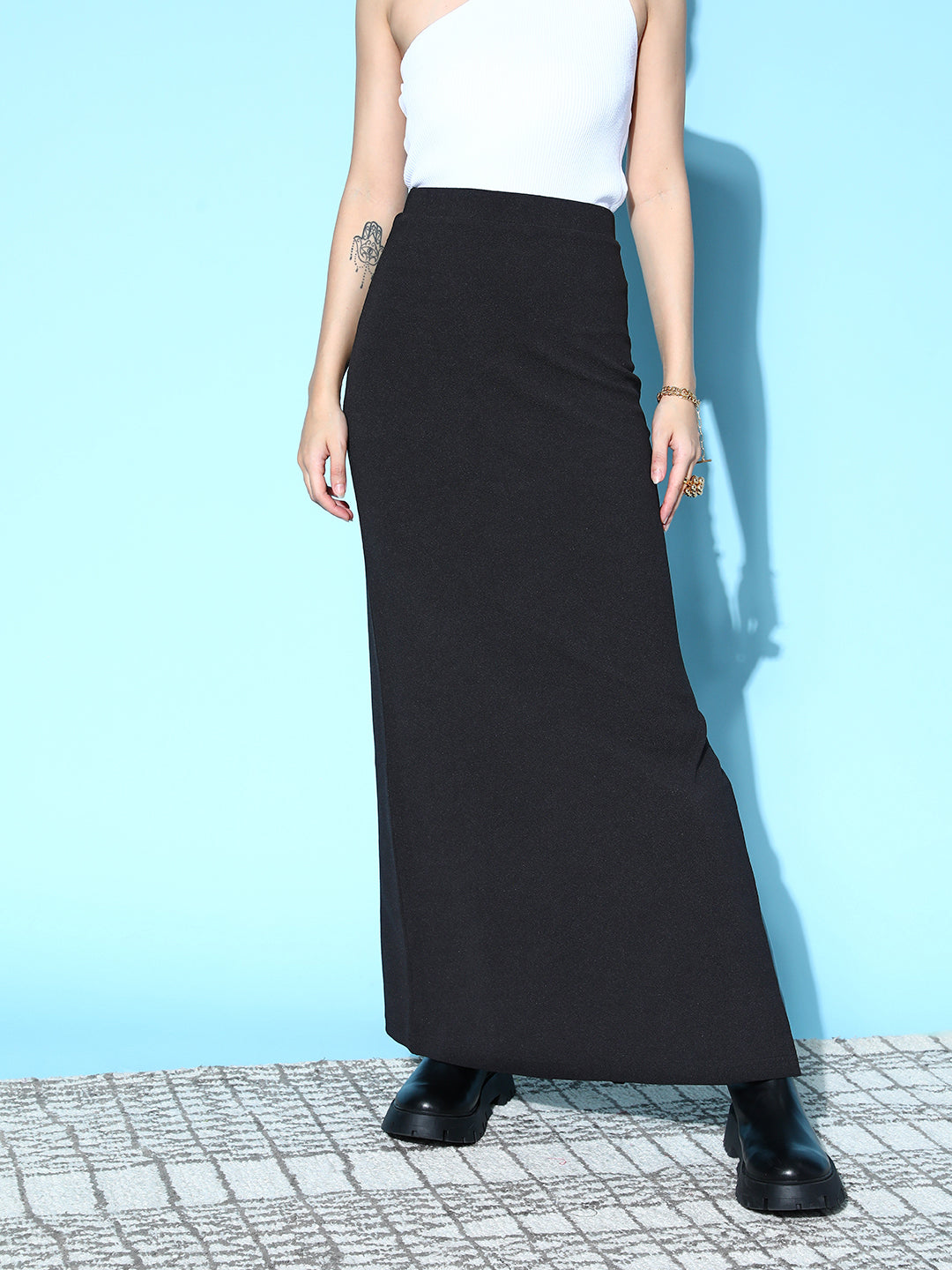 Berrylush Women Solid Black High-Rise Waist Thigh-High Slit Straight Hem  Knitted Maxi Skirt