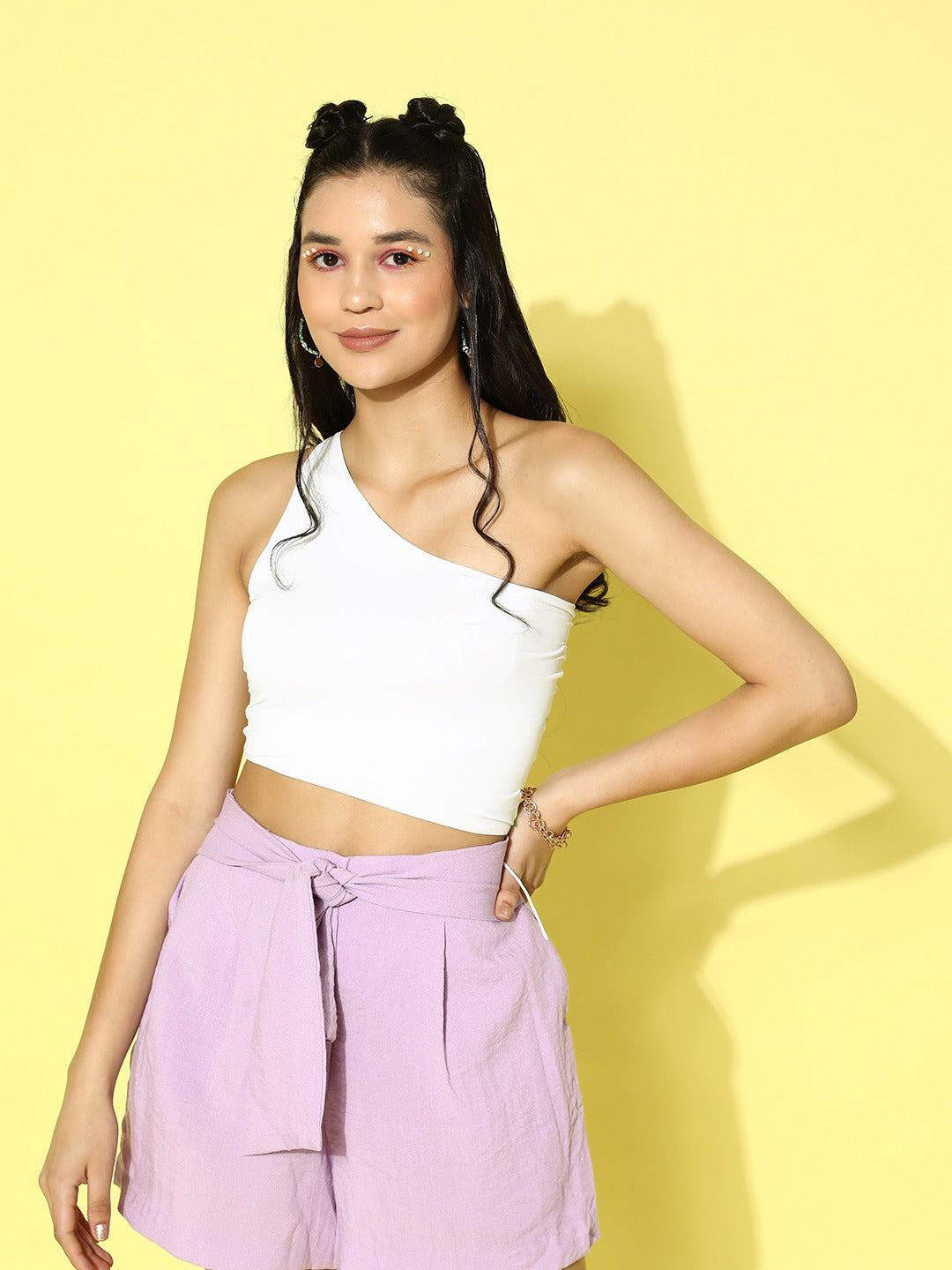 Women Solid White One-Shoulder Neck Sleeveless Back Tie-Up Cutout