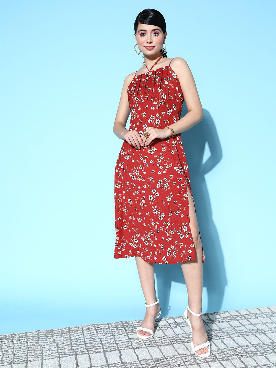 Women Red & White Floral Printed Square Neck Ruched Bust Tie-Up Slit Hem  Midi Dress - Berrylush