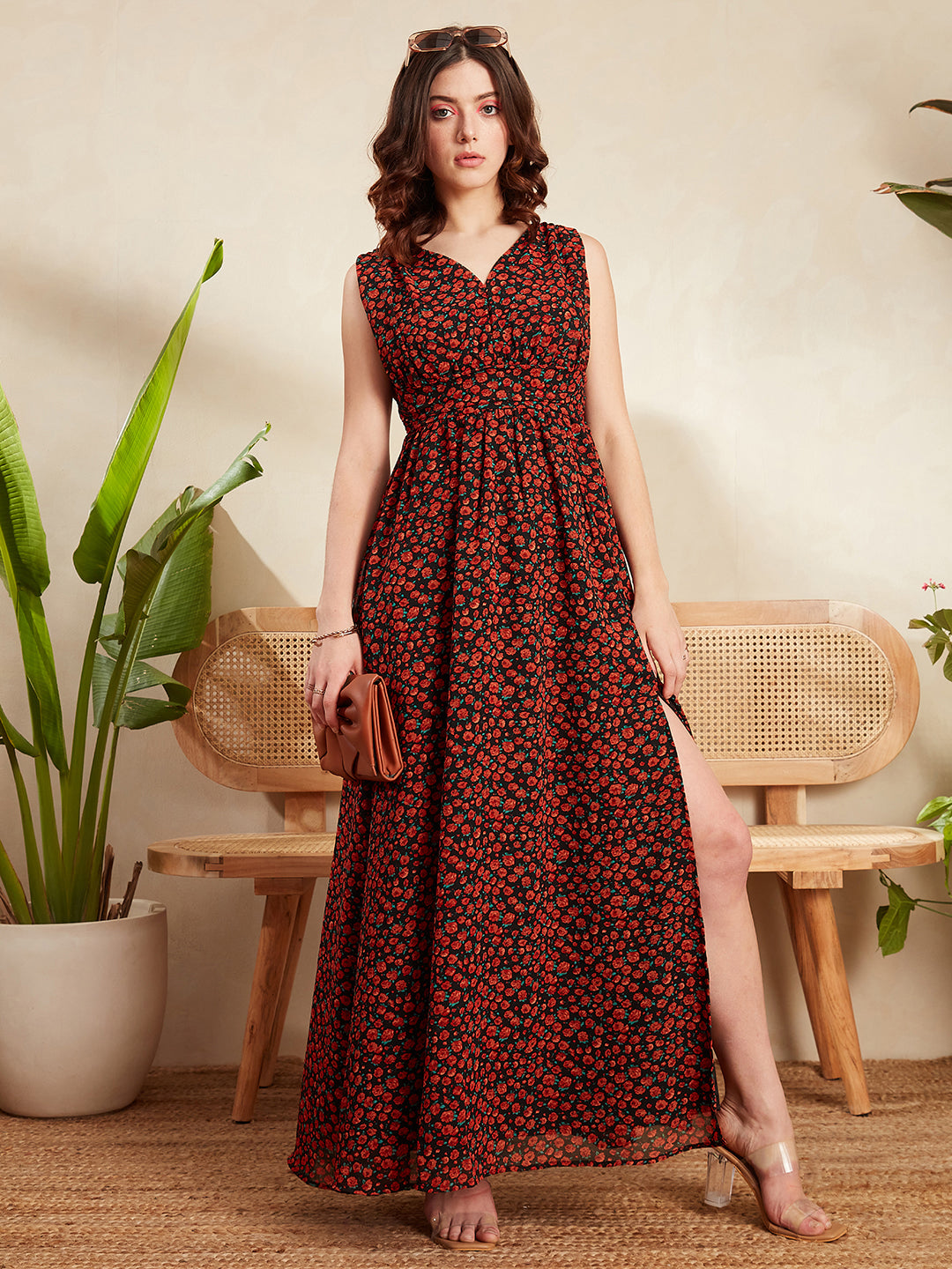 red and black maxi dress Women Black & Red Floral Printed V-Neck Sleeveless Zipper-Up Thigh-High Slit Straight Hem Pleated Maxi Dress