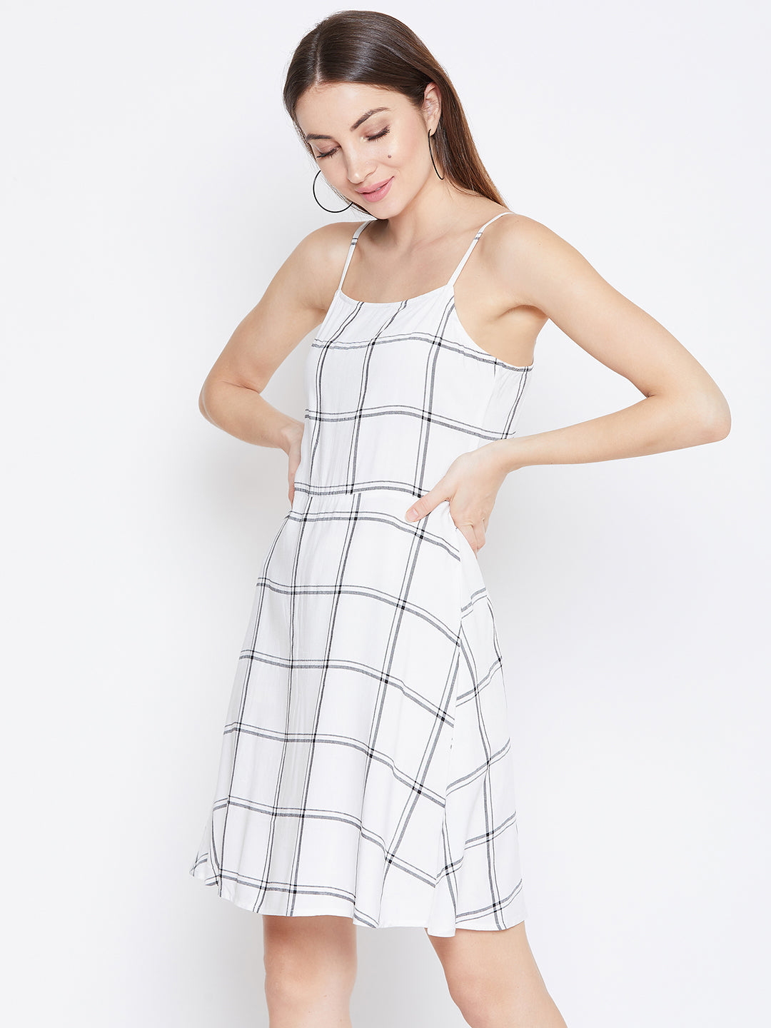 Berrylush Women White Black Check Printed Square Neck Fit Flare Mi