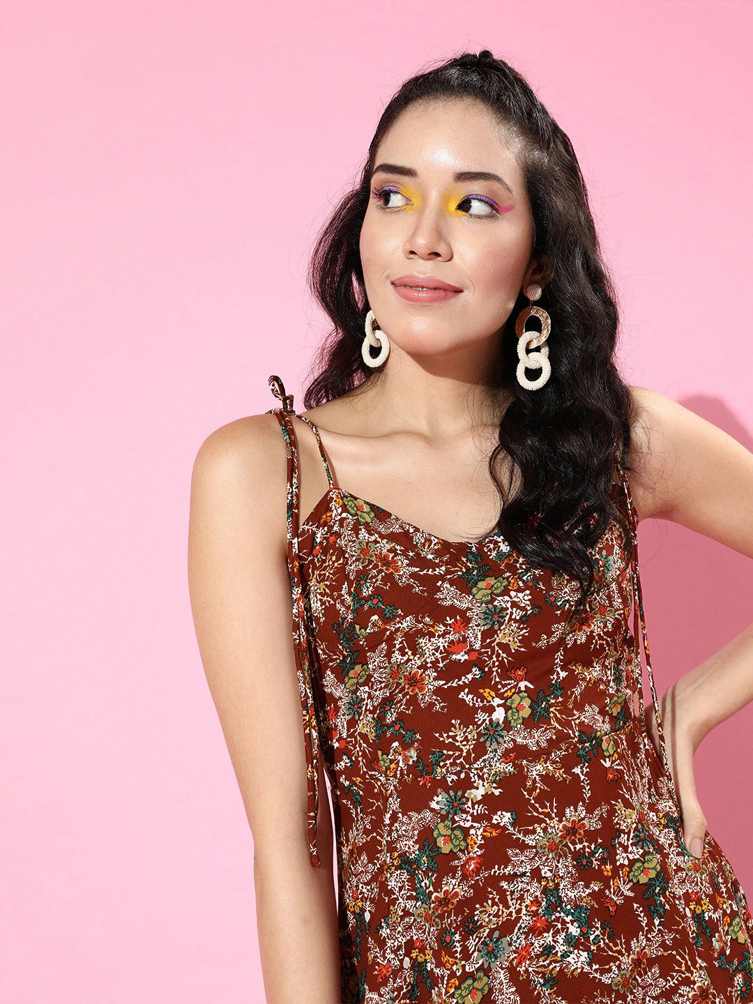 Berrylush Women Maroon Floral Printed Sweetheart Neck Tie-Up Strap Fit & Flare Midi Dress