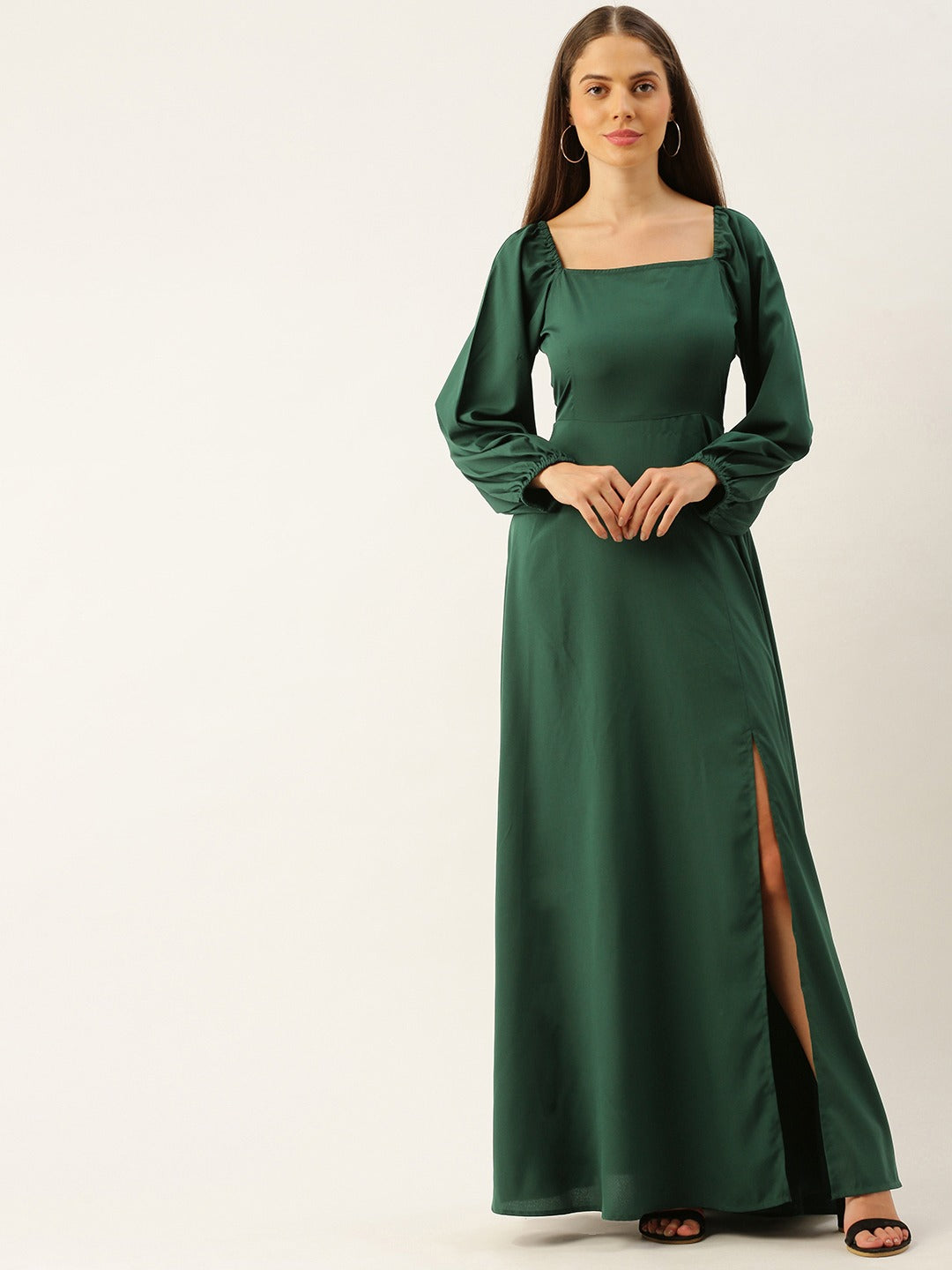 Berrylush Women Solid Green Square Neck Slim-Fit Maxi Dress Berrylush Women Solid Green Square Neck Slim-Fit Maxi Dress