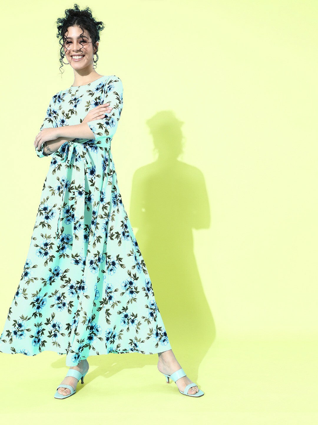 Berrylush Women Green and Blue Floral Printed Round Neck Tie-Waist Maxi Dress