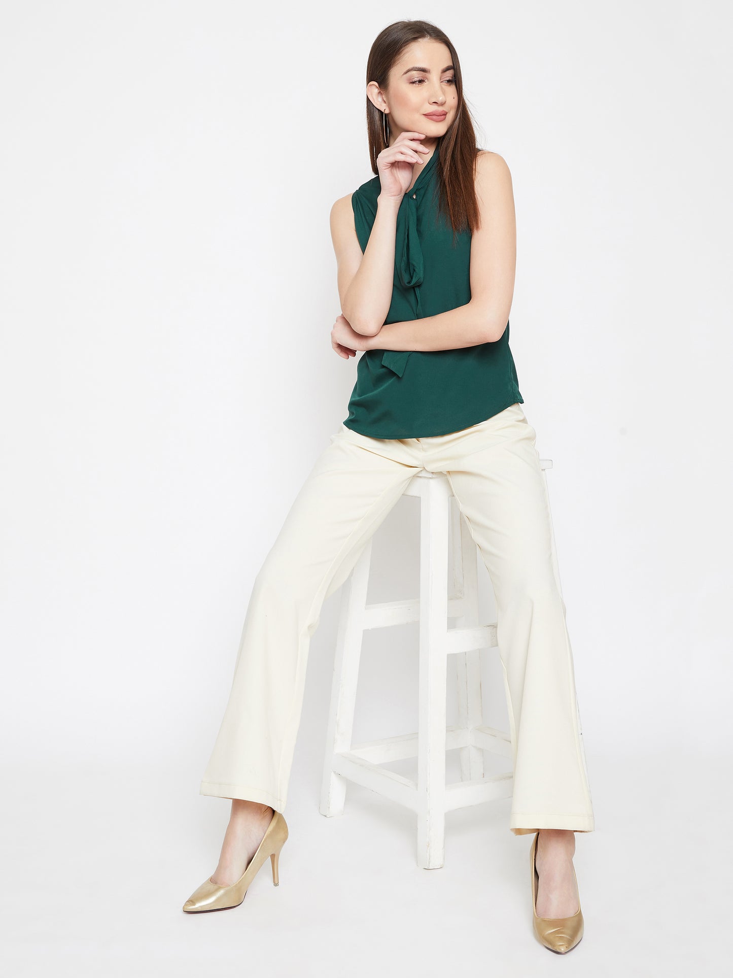 Berrylush Women Solid Green Sleeveless Front Tie-Knot Top