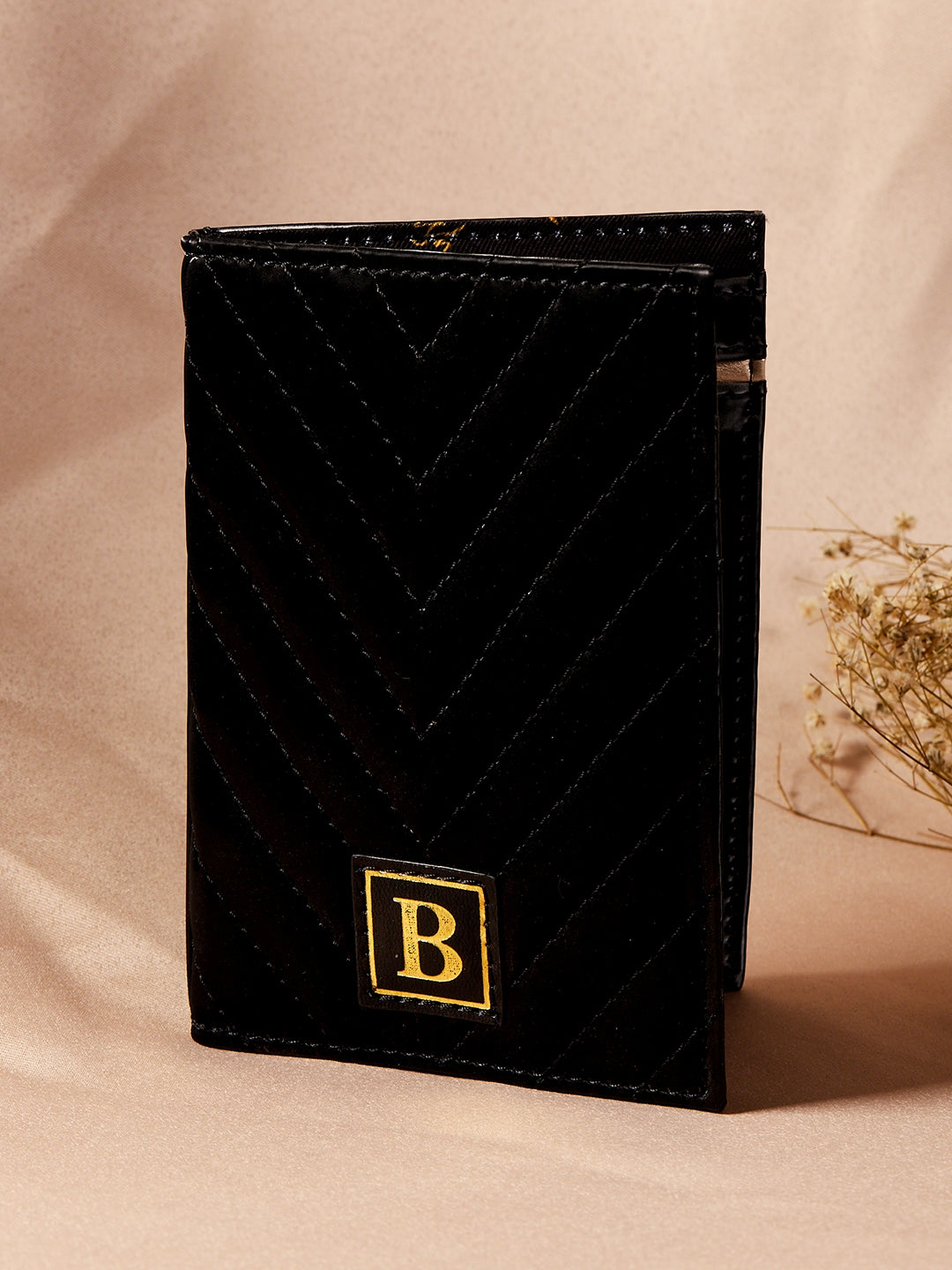 Burberry passport holder women's Clearance