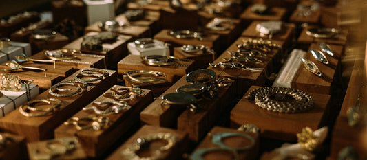 Accessories That Dazzle: Elevate Your Festive and Party Look