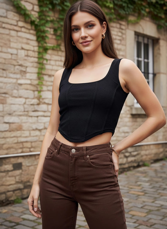 Berrylush Women Solid Black Square Neck Sleeveless Cotton Hanky Hem Cropped Tank Top