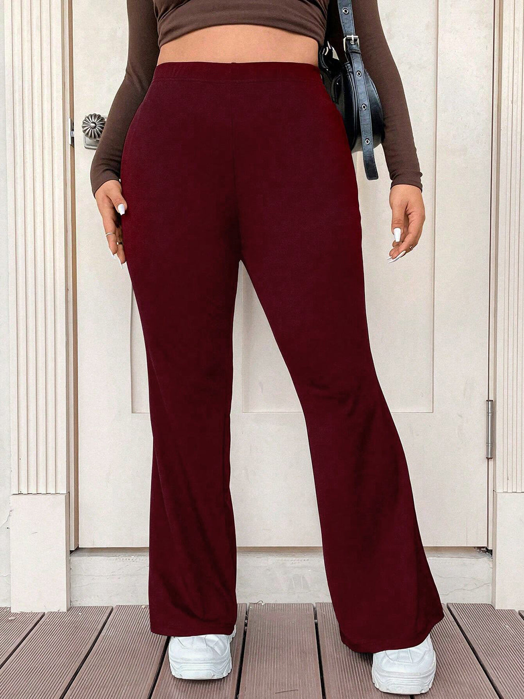 Berrylush Curve Women Red Solid High Rise Knitted Regular Trouser
