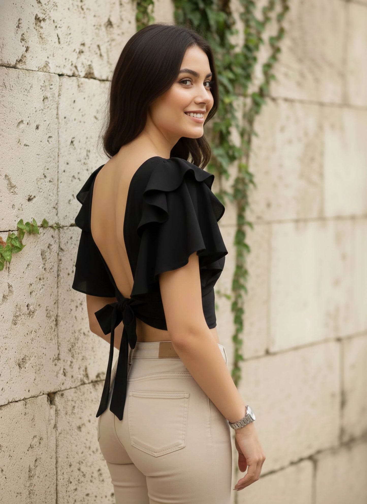 Berrylush Women Solid Black Round-Neck Open-Back Ruffled Blouson Crop Top