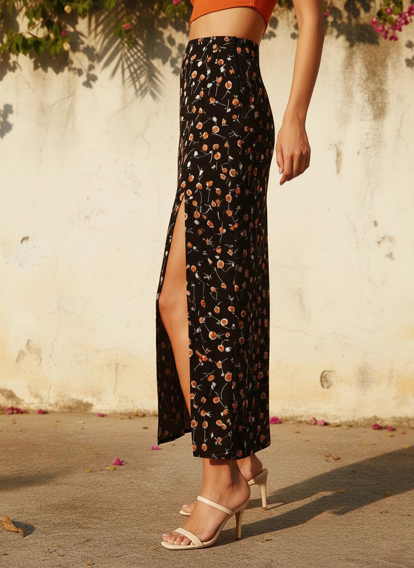 Berrylush Women Black Ditsy Floral Printed Thigh-High Slit Straight Midi Pencil Skirt