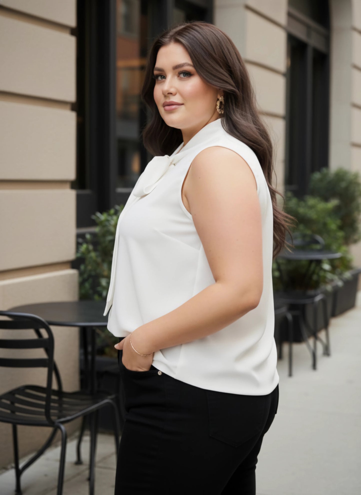Curve Solid White Tie-Up Neck Sleeveless Curved Hem Regular Top