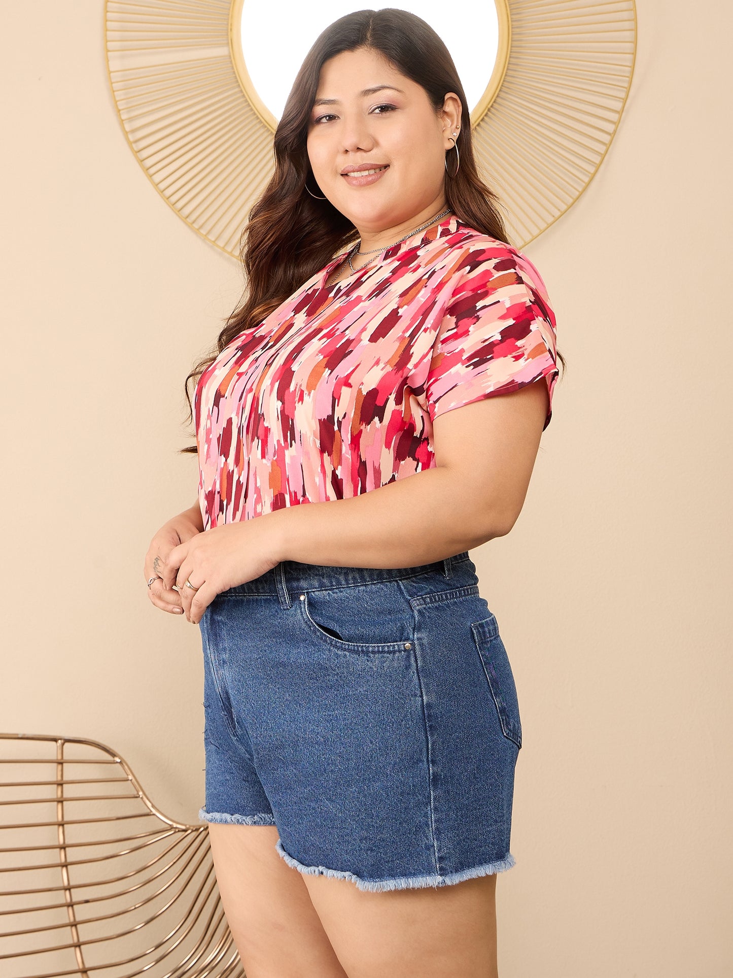 Berrylush Curve Women Pink & Red Geometric Printed Notch Neck Short Sleeves Straight Hem Regular Top