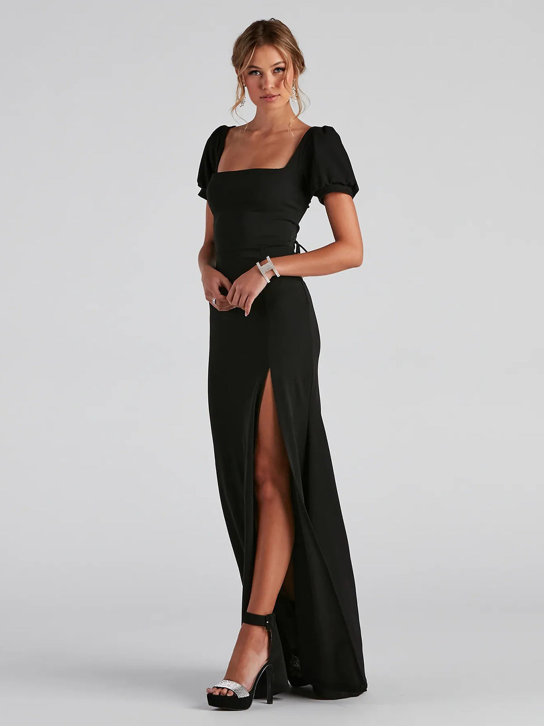 Berrylush Women Black Solid Square Neck Puff Sleeve Knitted Bodycon Maxi Dress