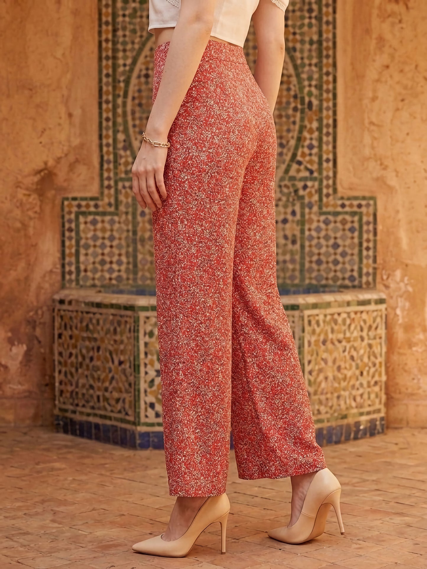 Berrylush Women Red & White Floral Printed Loose Fit High-Rise Waist Relaxed Trousers