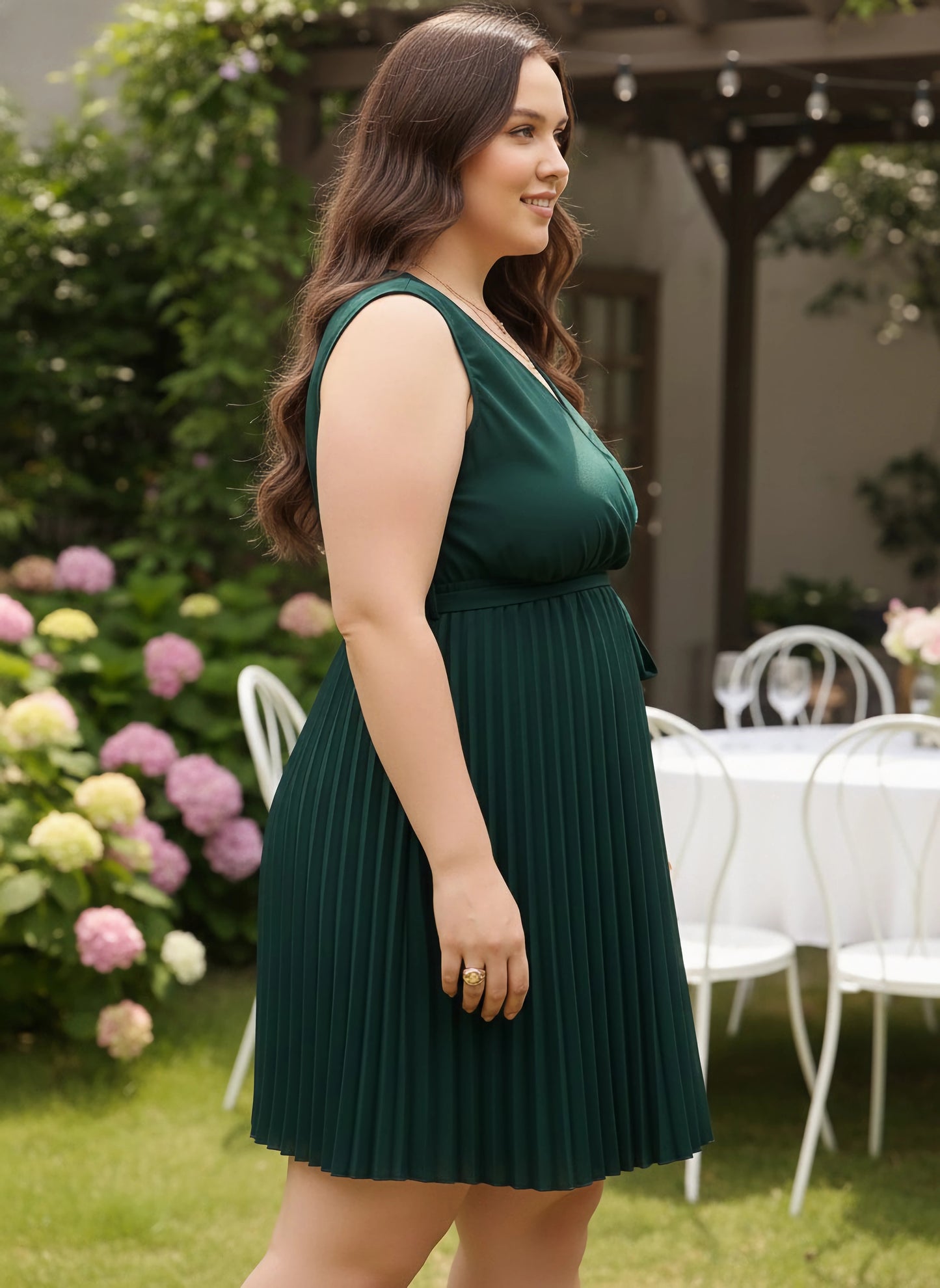 Berrylush Curve Women Solid Green V-Neck Sleeveless Waist Tie-Up Pleated A-Line Mini Dress