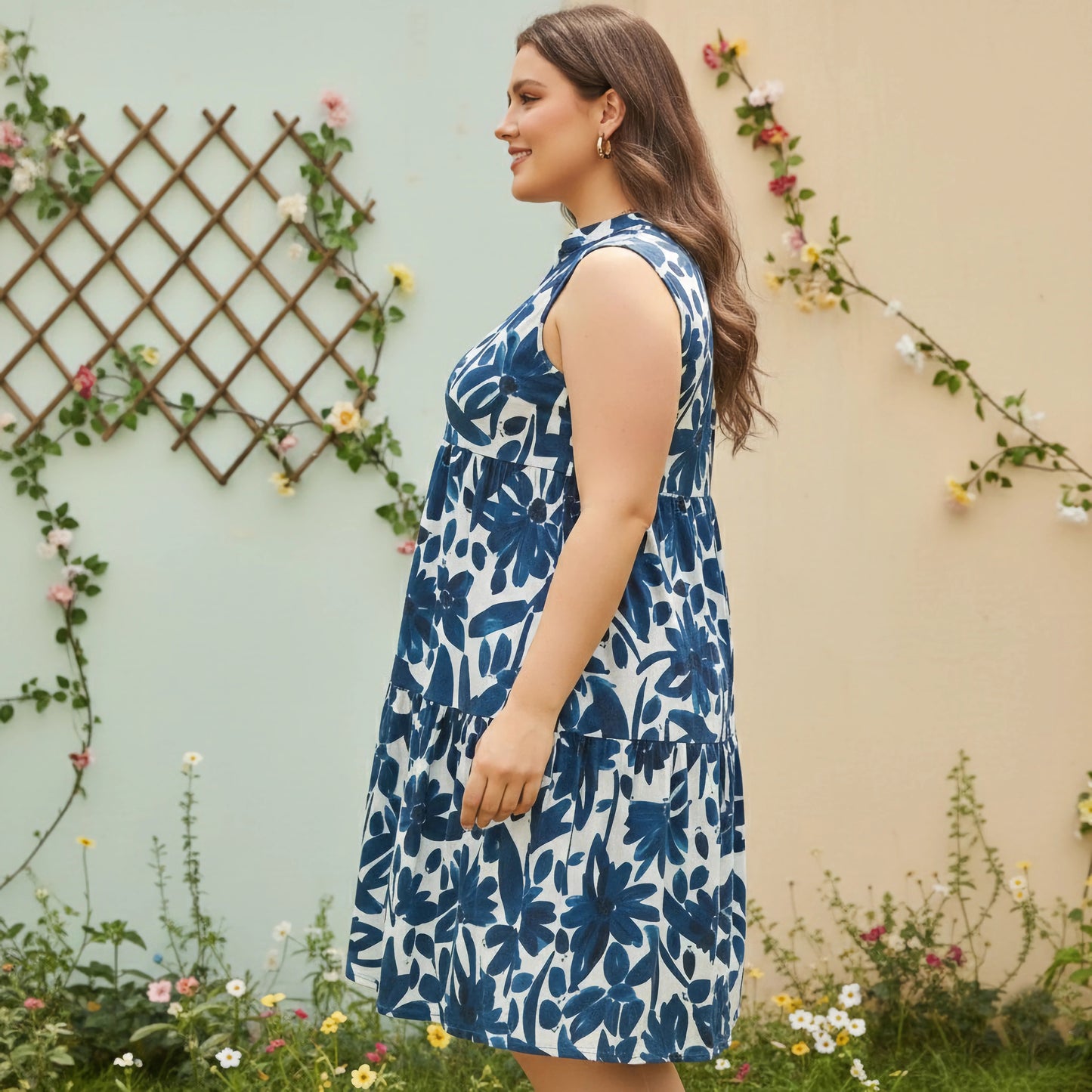 Berrylush Curve Women Navy Blue & White Floral Printed V-Neck Sleeveless Flounce Hem Ruffled A-Line Midi Dress