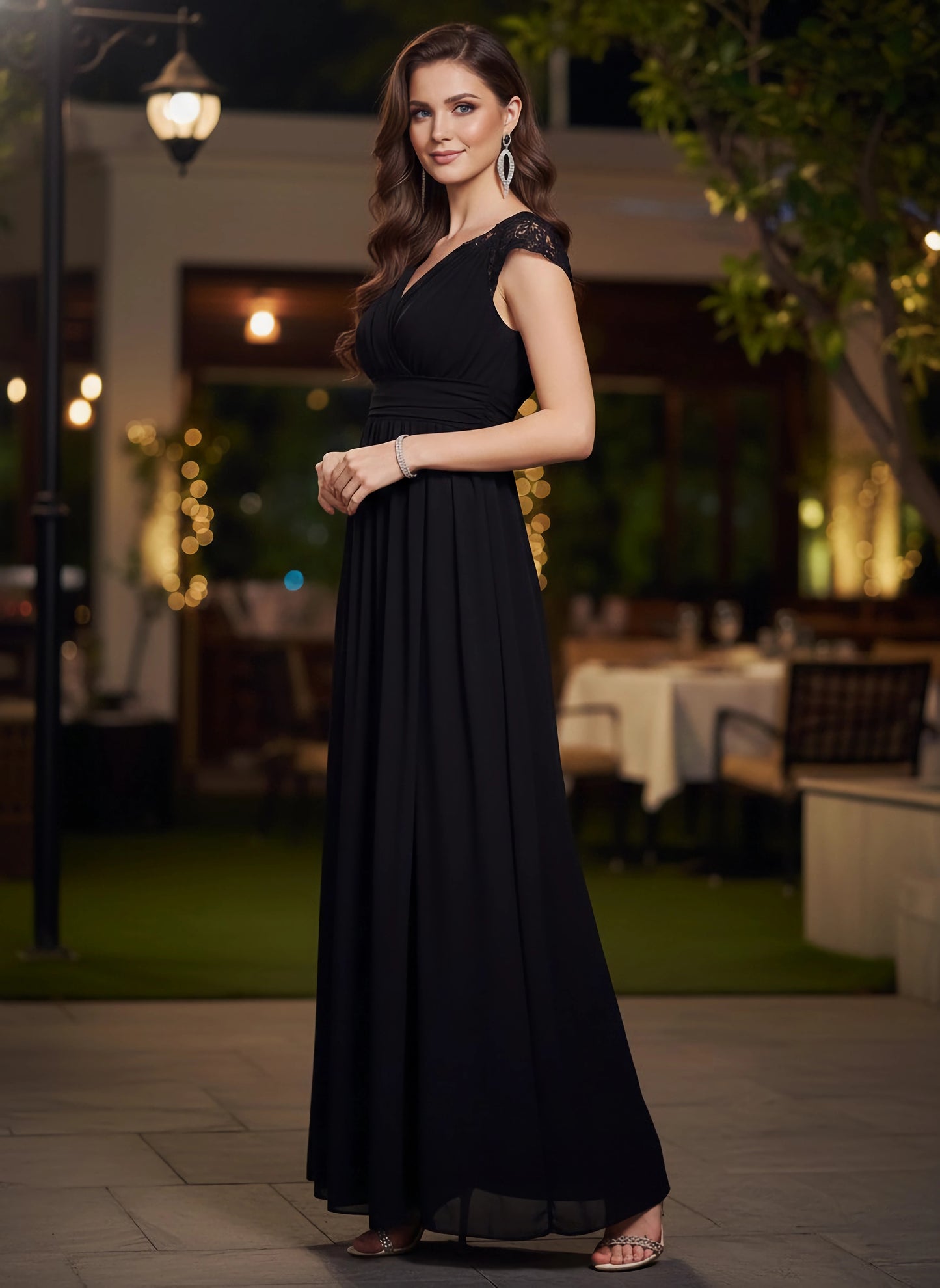 Berrylush Women Solid Black Sweetheart Neck Lace-Up Thigh-High Slit Flared Maxi Dress