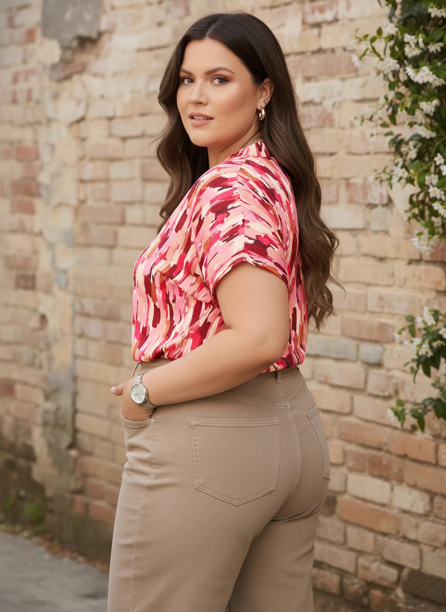 Berrylush Curve Women Pink & Red Geometric Printed Notch Neck Short Sleeves Straight Hem Regular Top