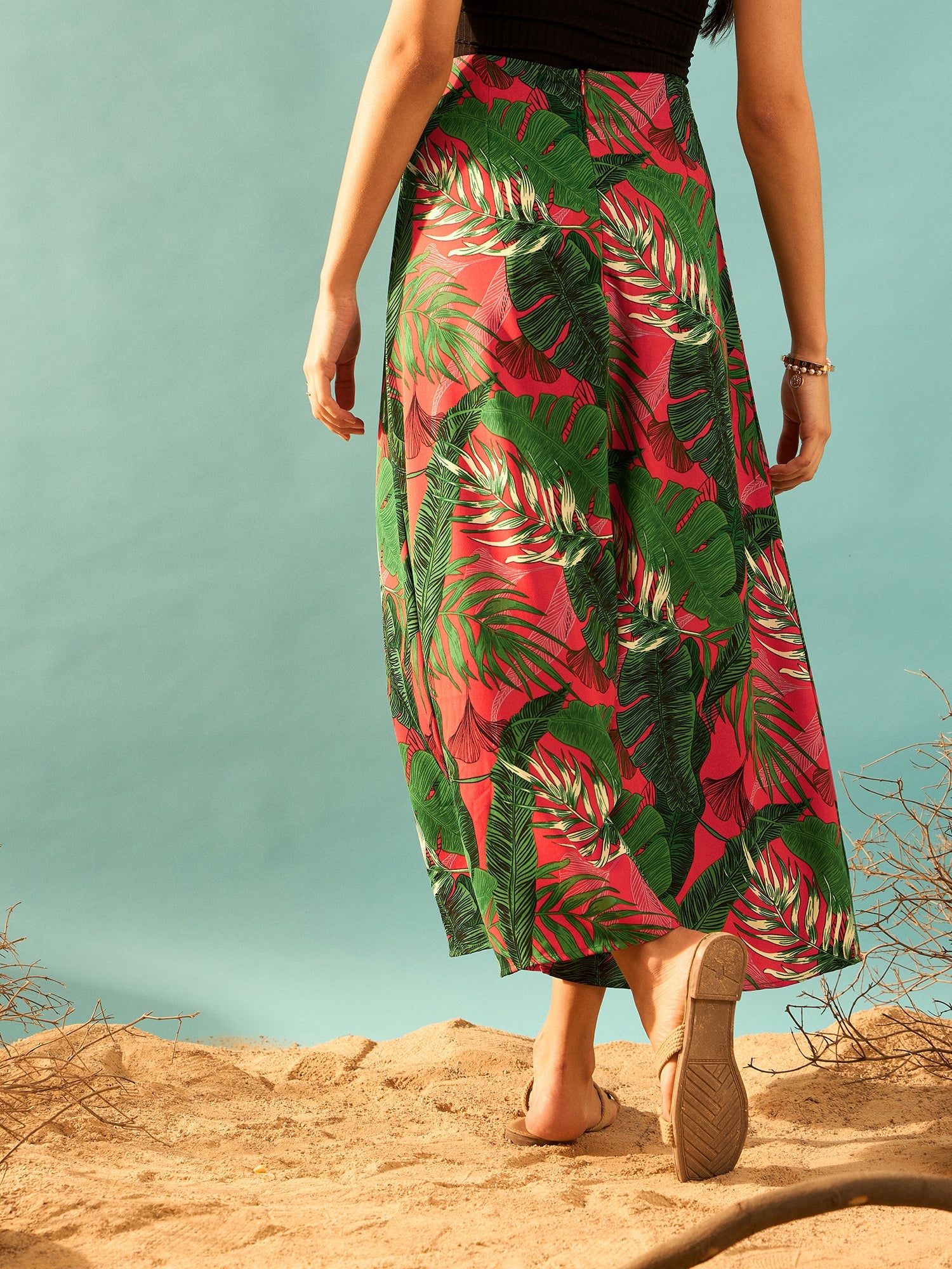 Women Red Green Tropical Printed High-Rise Waist Straight Hem