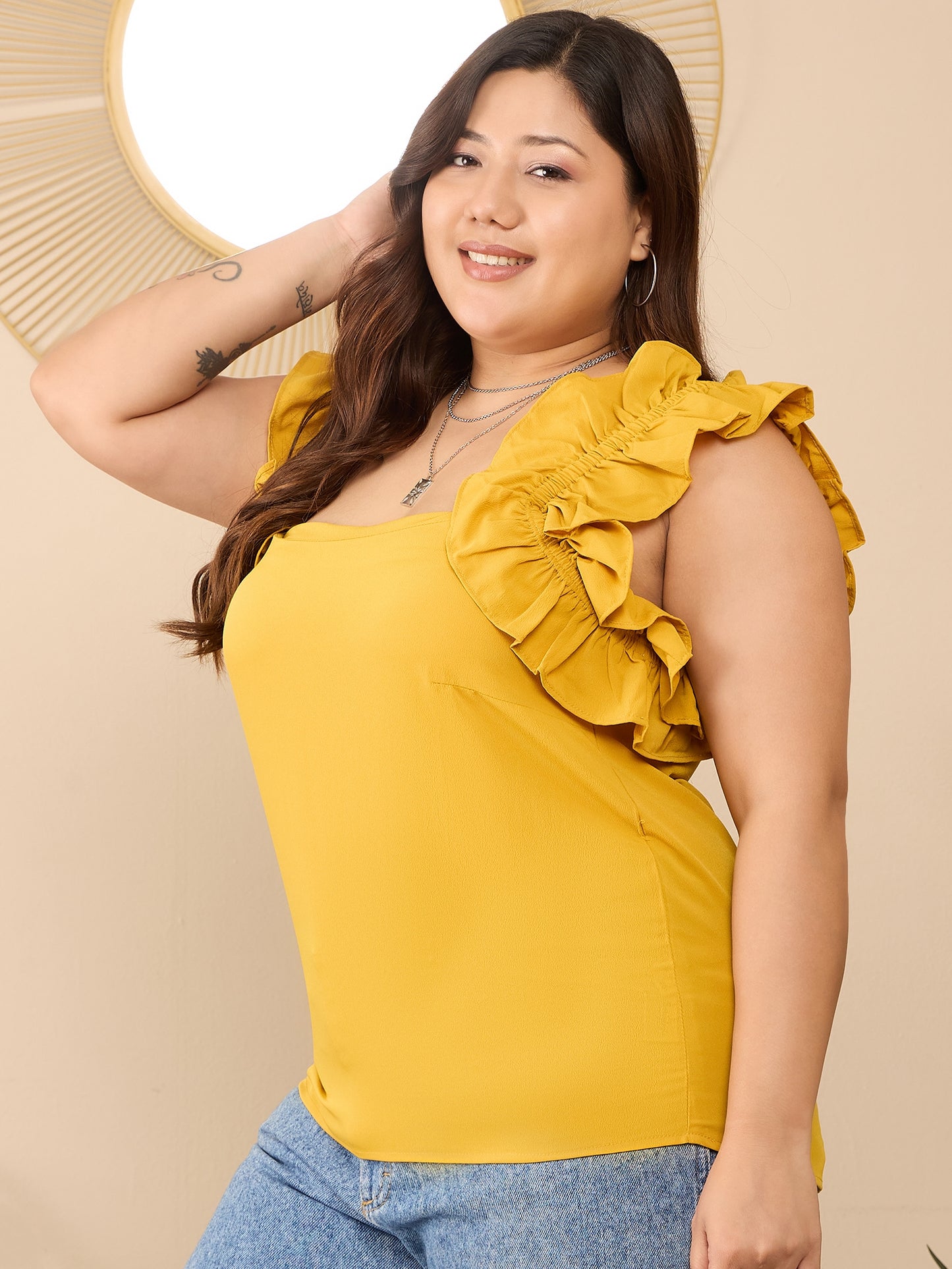 Berrylush Curve Women Solid Yellow Square Neck Sleeveless Straight Hem Ruffled Regular Top