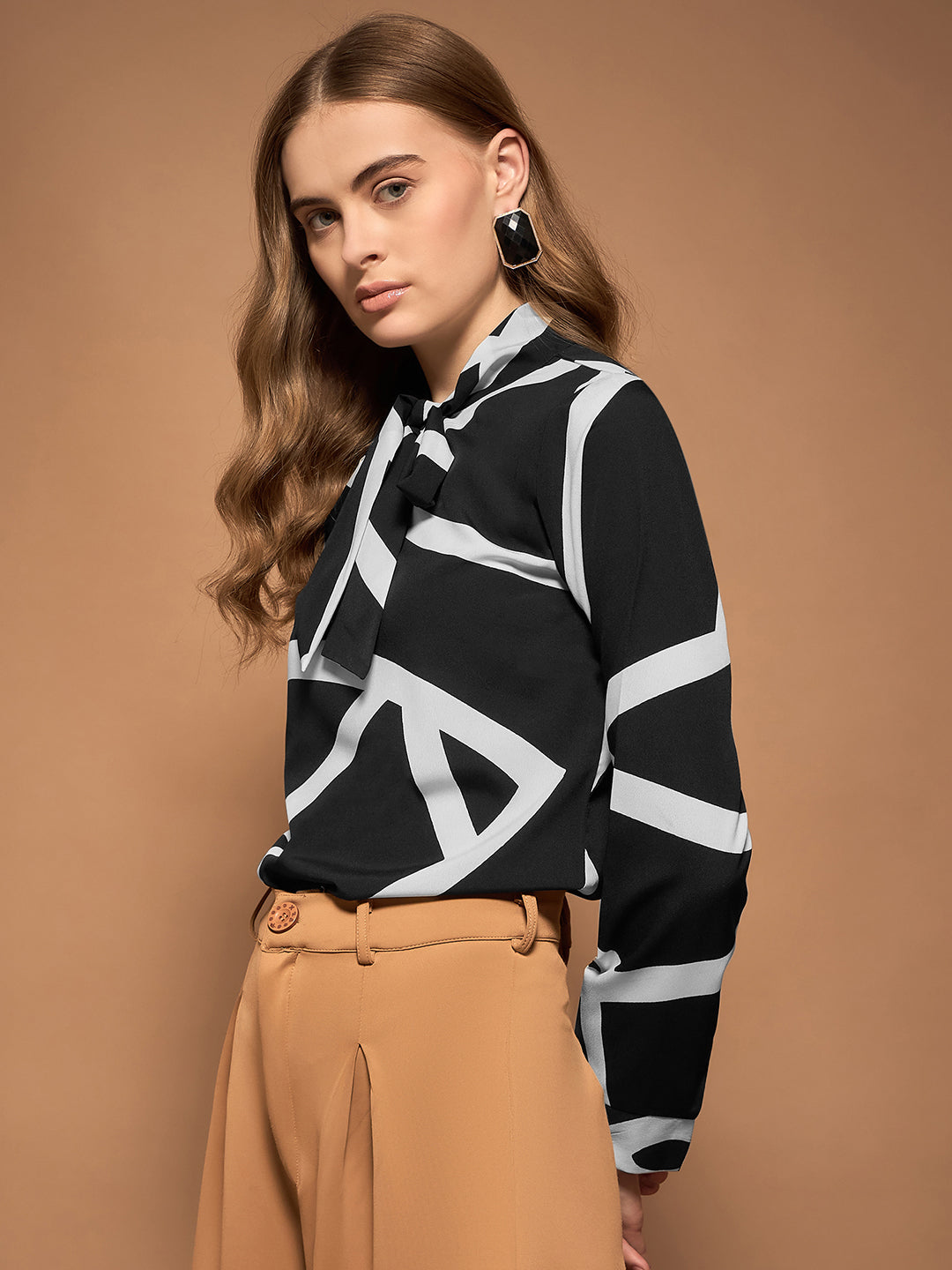 Berrylush BIZwear Women Black & White Geometric Printed Tie-Up Neck Long Sleeves Regular Top