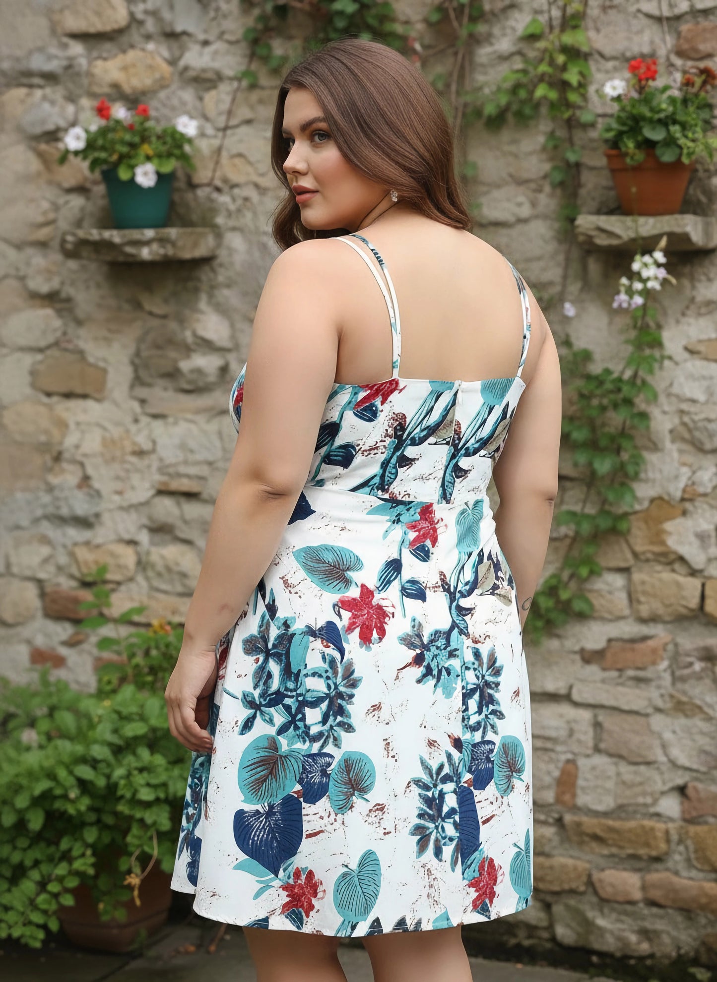 Plus Size White & Blue Tropical Printed V-Neck Sleeveless Pleated Fit & Flare Mini Dress