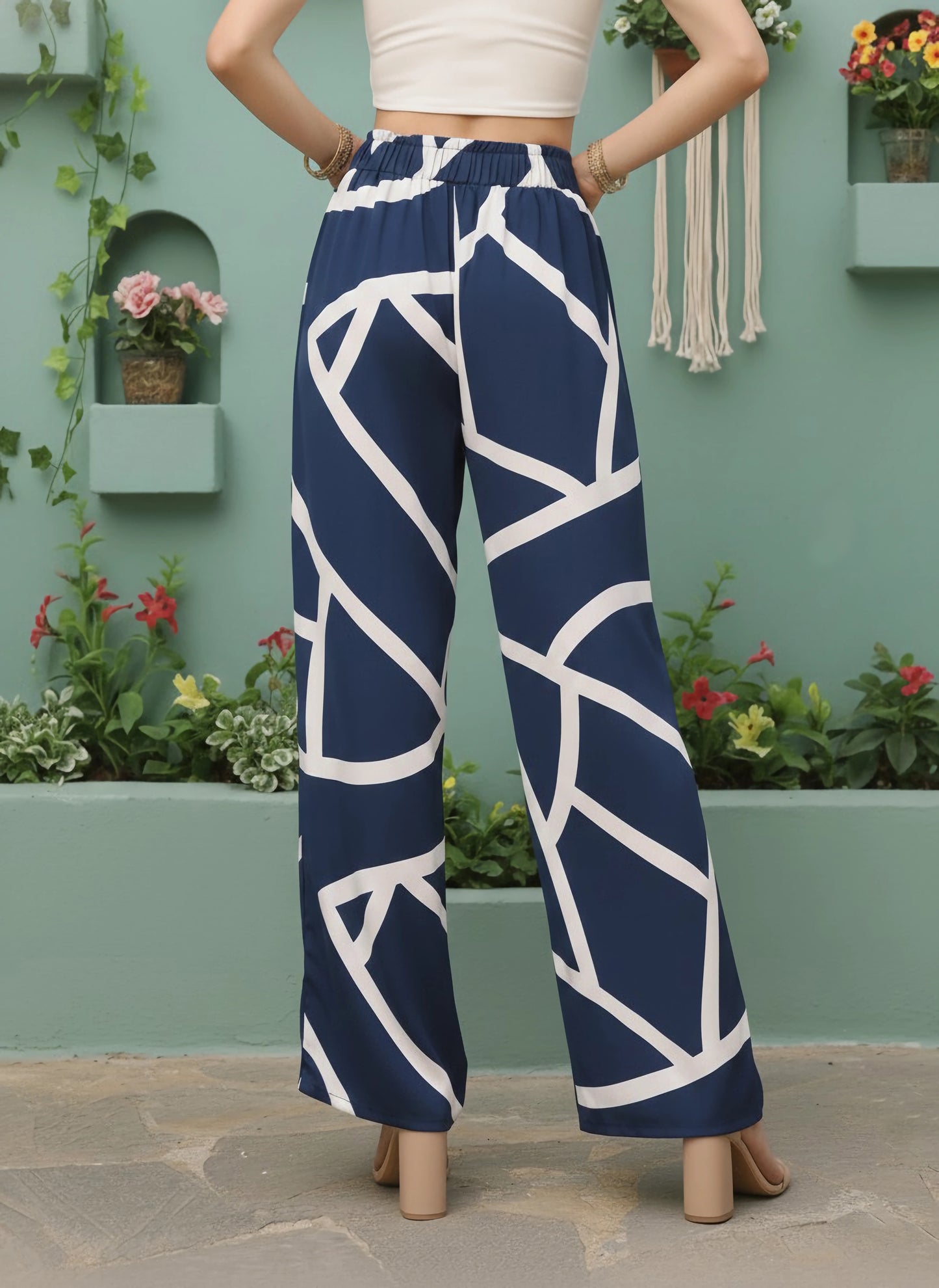Berrylush Women Navy Blue & White Geometric Printed High-Rise Elastic Waist Pleated Trousers