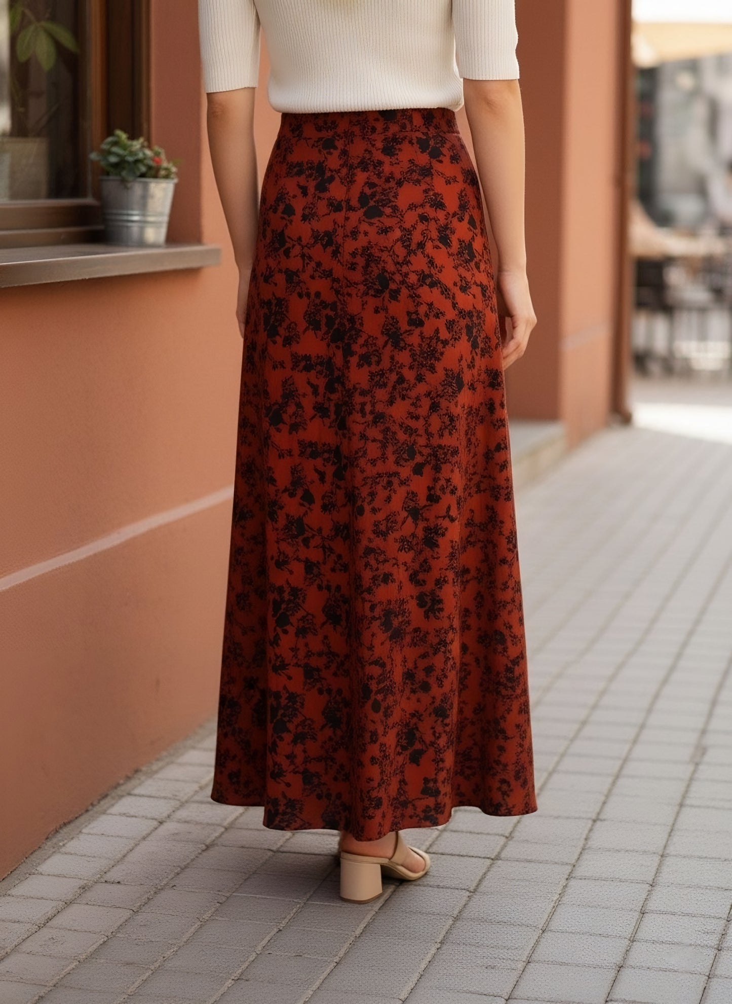 Berrylush Women Brown Floral Print High Rise A-Line Midi Skirt