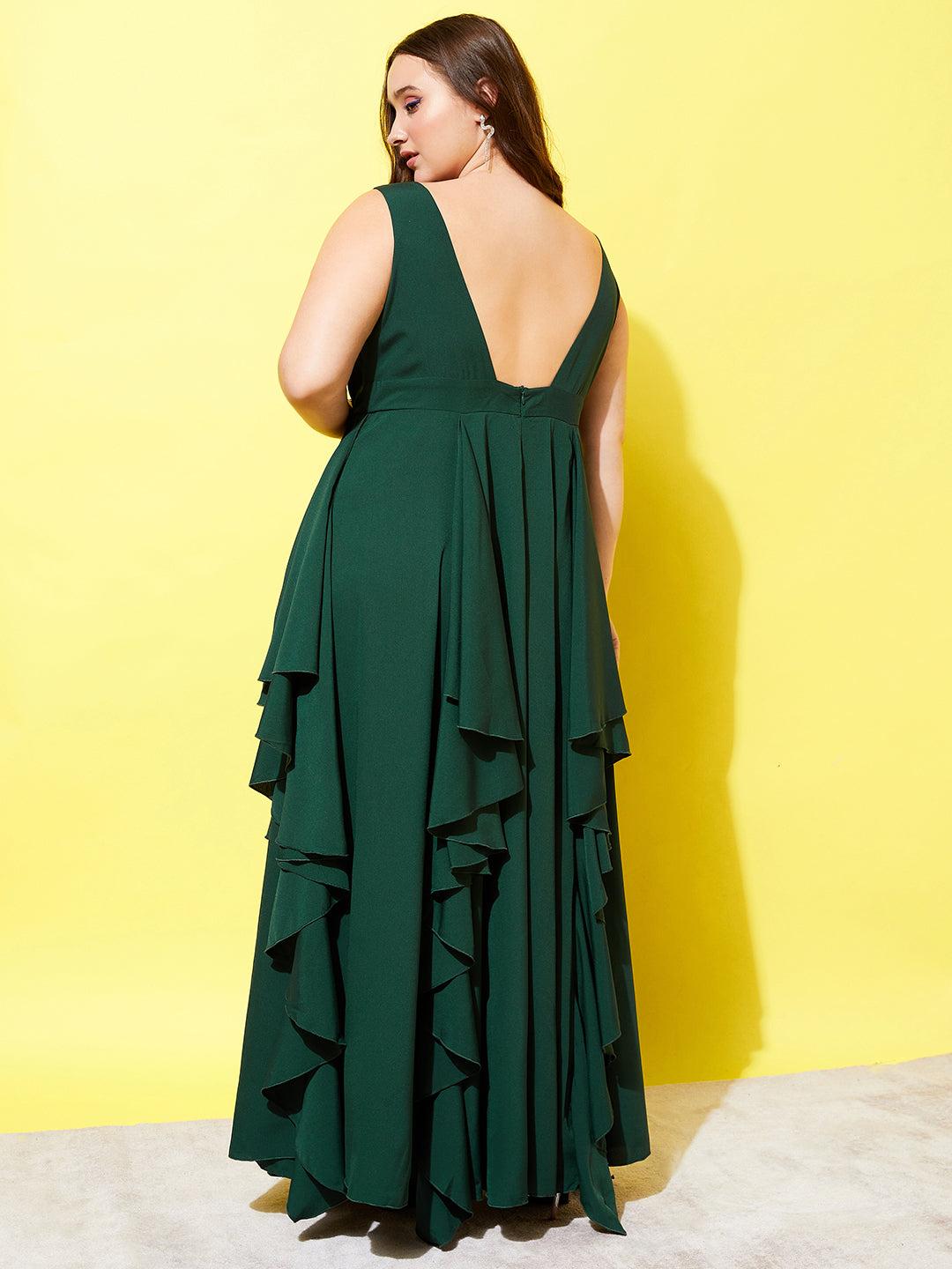 Plus Size Solid Green V-Neck Sleeveless Open-Back Asymmetrical Hem Ruffled Maxi Dress