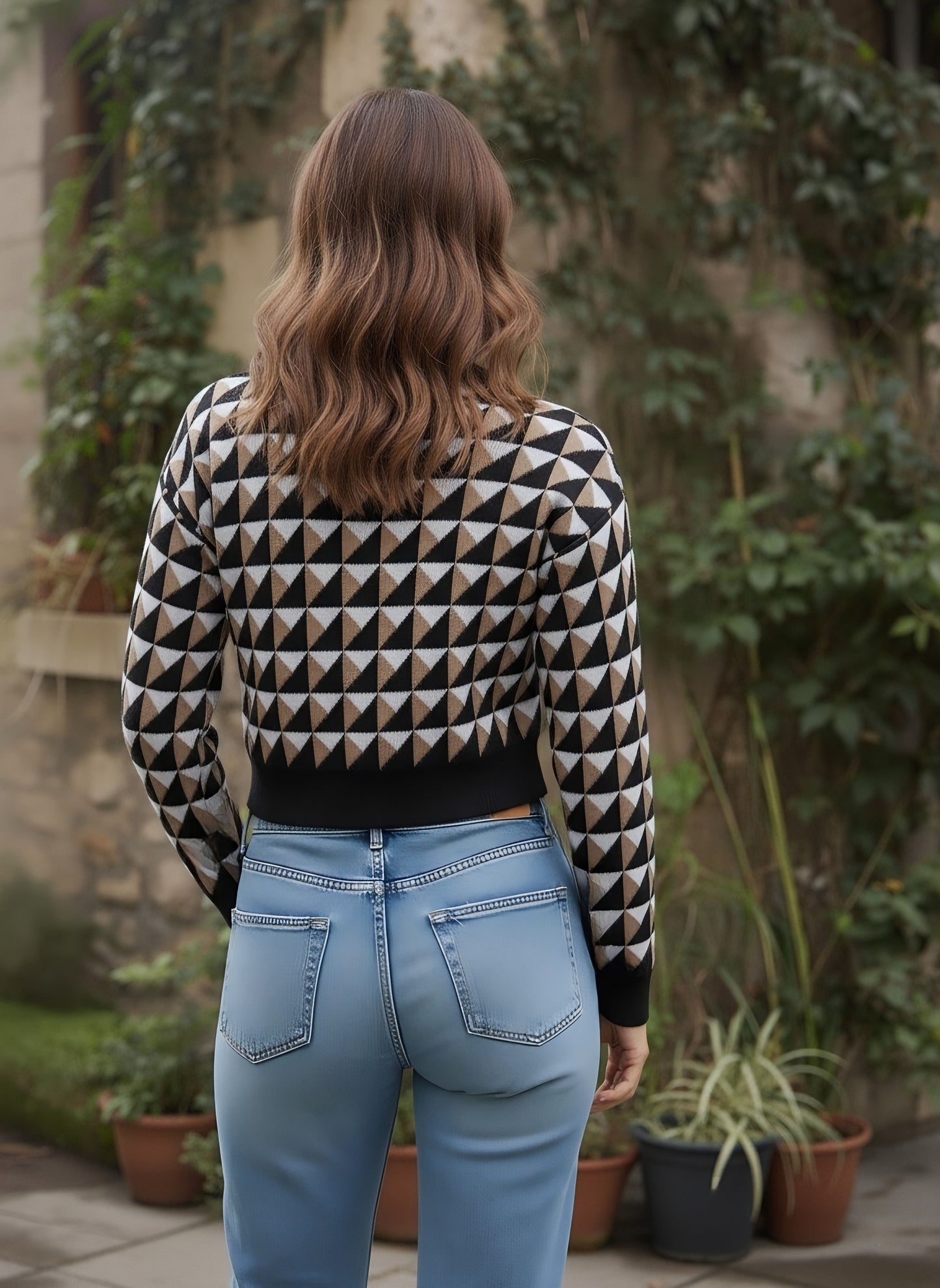 Berrylush Women Black Geometrical Printed Round Neck Drop-Shoulder Sleeves Acrylic Straight Hem Knitted Crop Sweater