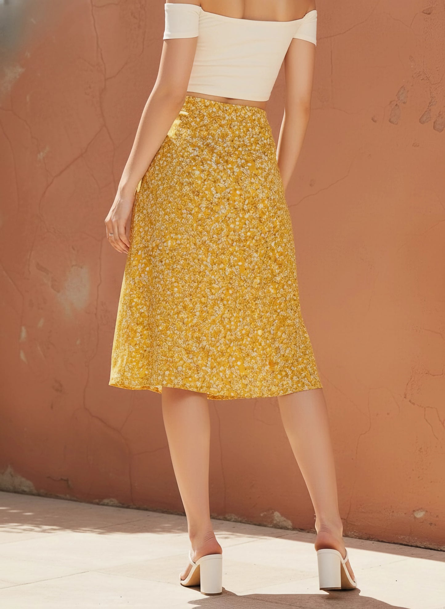 Berrylush Women Yellow & White Floral Printed Thigh-High Slit Pencil Midi Skirt