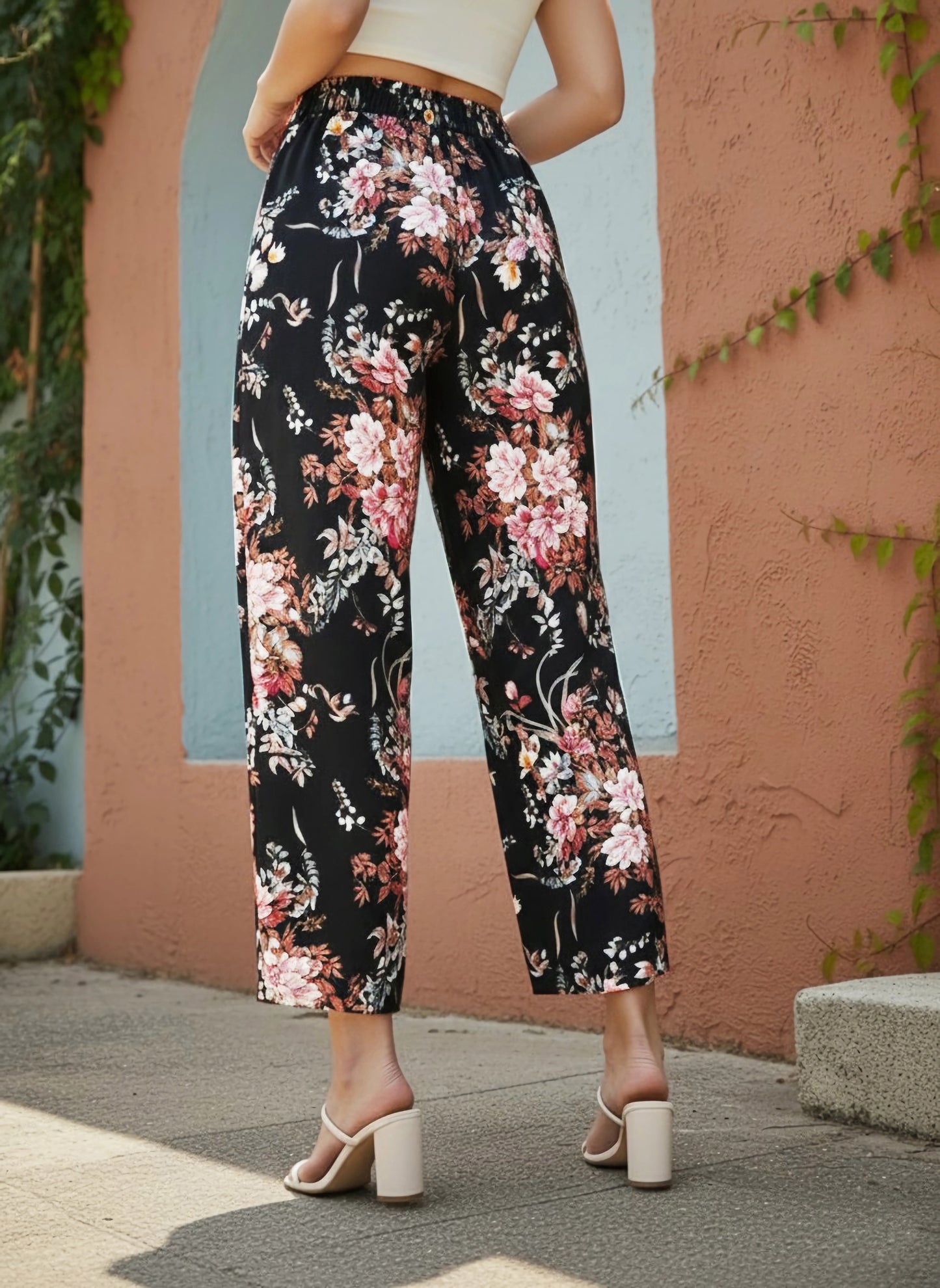Berrylush Women Black & White Floral Printed High-Rise Elastic Waist Slip-On Regular Parallel Trousers