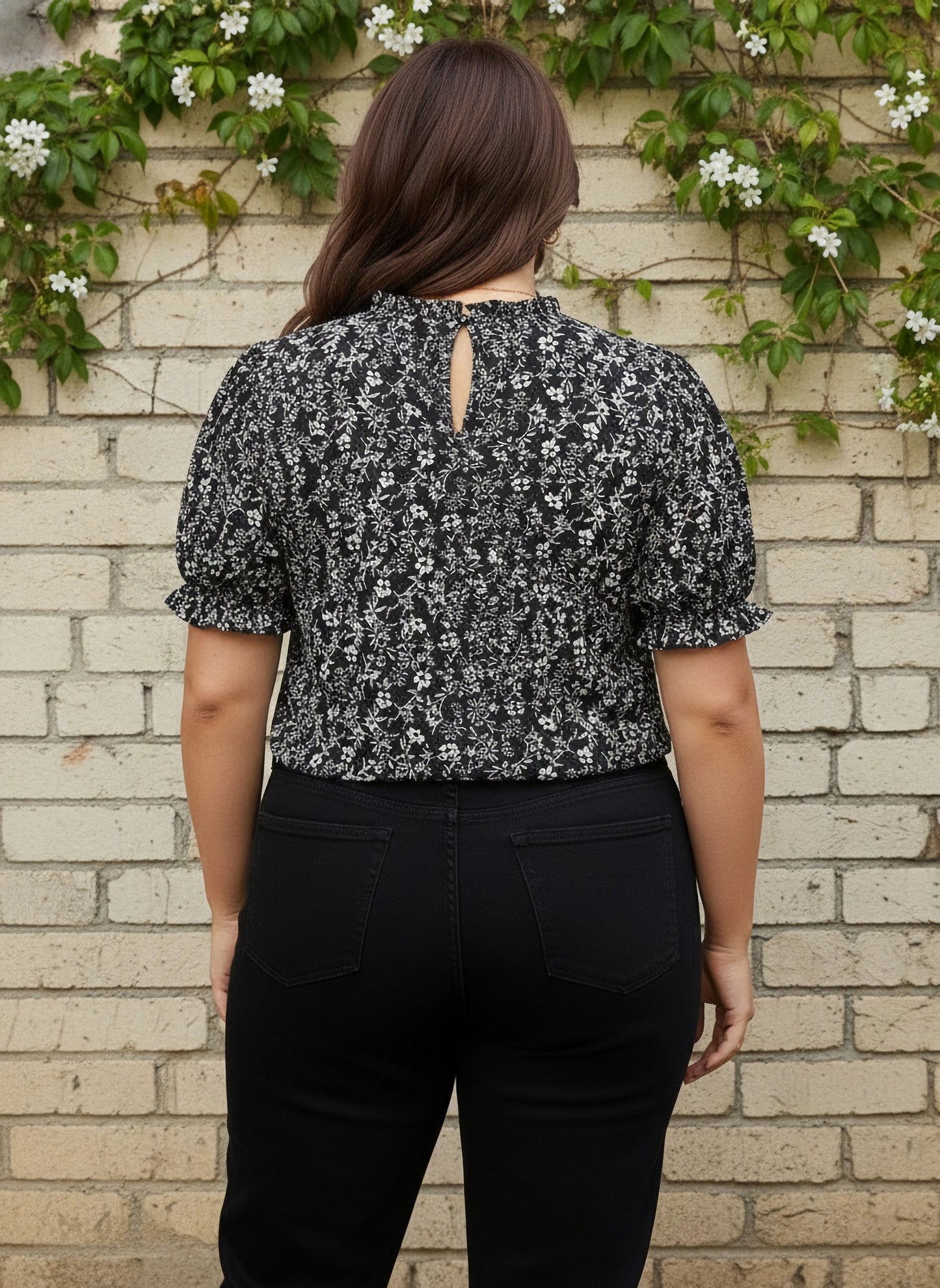 Berrylush Women Plus Size Black & White Floral Printed Round Neck Crepe Pleated Regular Top