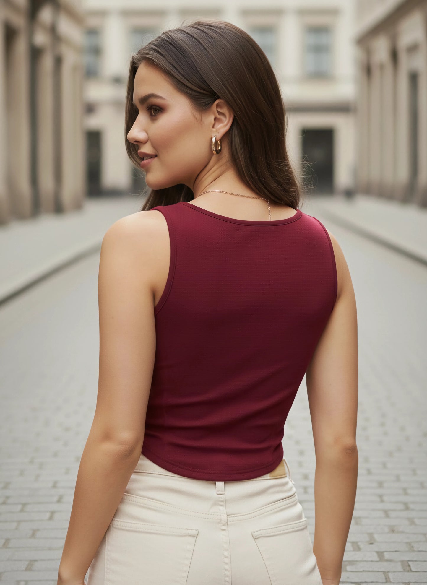 Berrylush Women Solid Red Scoop Neck Sleeveless Fitted Crop Top