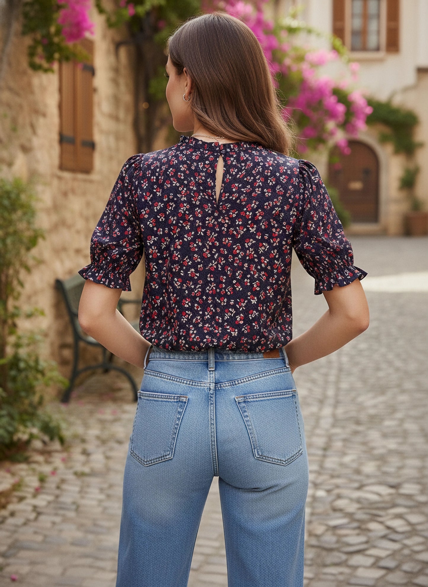 Berrylush Women Navy Blue Floral Printed Round Neck Top