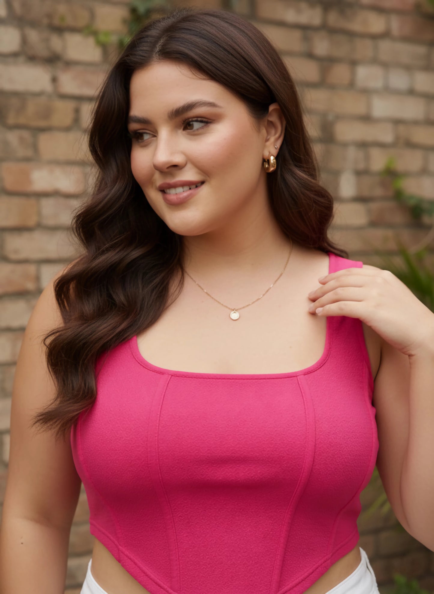 Berrylush Curve Women Pink Solid Square Neck Fitted Crop Top