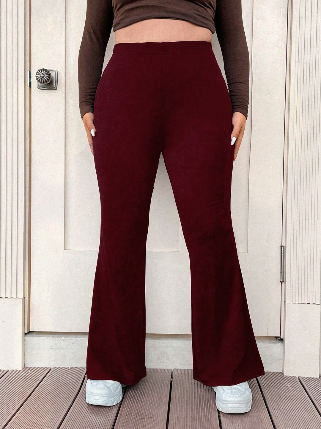 Berrylush Curve Women Red Solid High Rise Knitted Regular Trouser