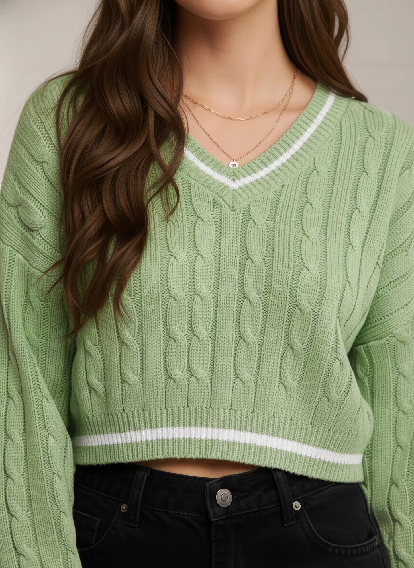 Berrylush Women Green Cable Knitted Pattern V-Neck Acrylic Straight Hem Cropped Pullover