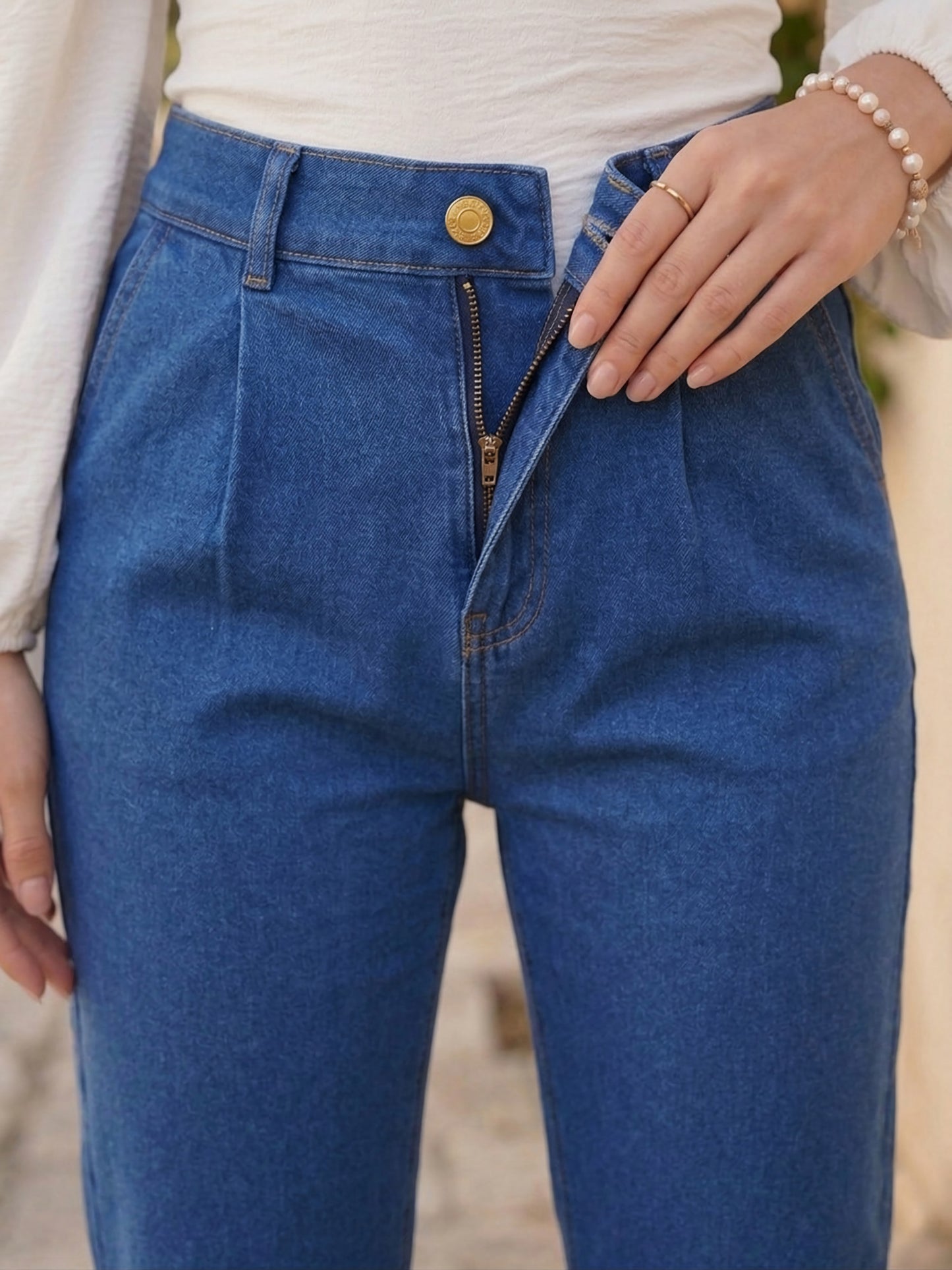 Solid Blue High-Rise Waist Four-Pocket Cotton Knitted Regular Boyfriend Jeans