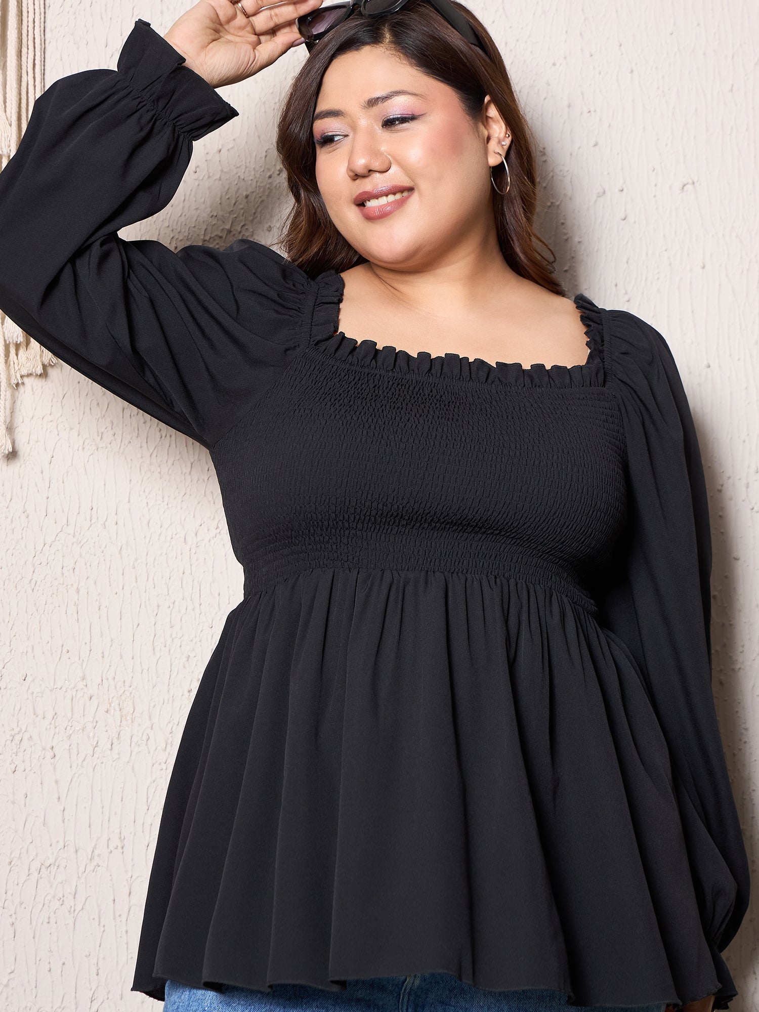 お値下げ！Heve ヘイブ　Arch Peplum knit black Women Solid Black Square Neck Puff Sleeves Smocked Regular Peplum