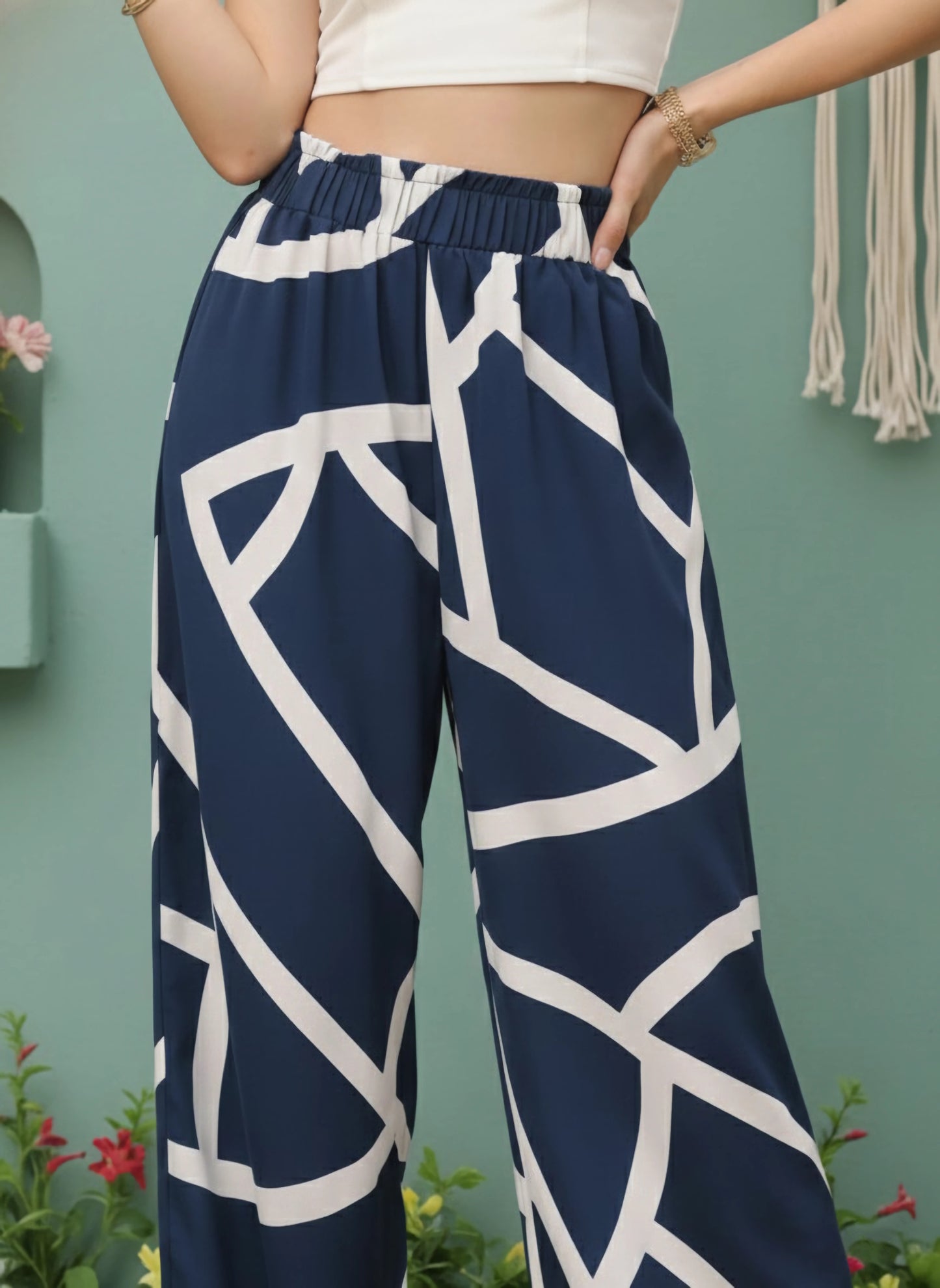 Berrylush Women Navy Blue & White Geometric Printed High-Rise Elastic Waist Pleated Trousers